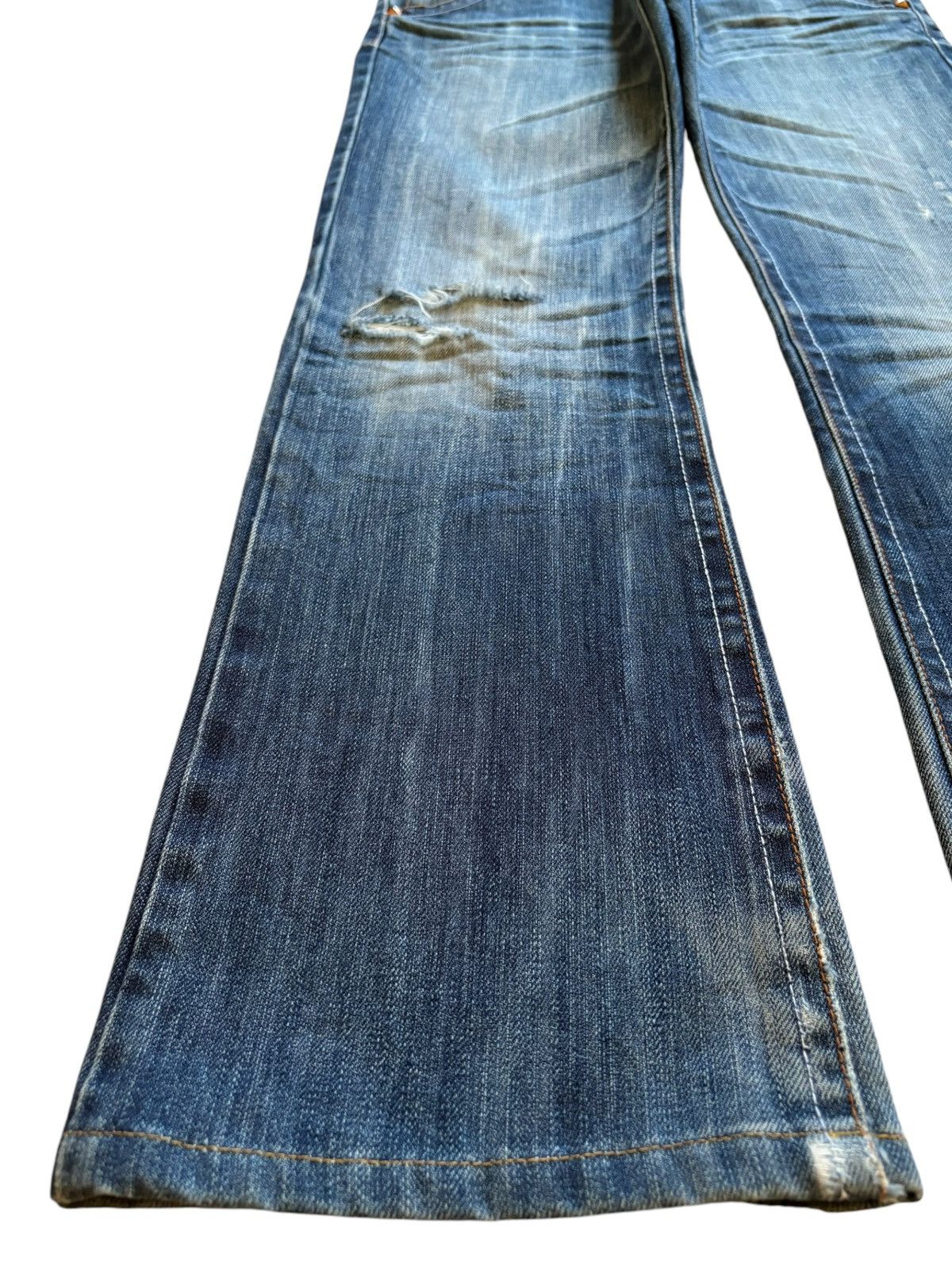Japanese Brand Vintage Japanese Brand Blue Wash Distressed Bootcut Jeans Size 29" - 6 Thumbnail