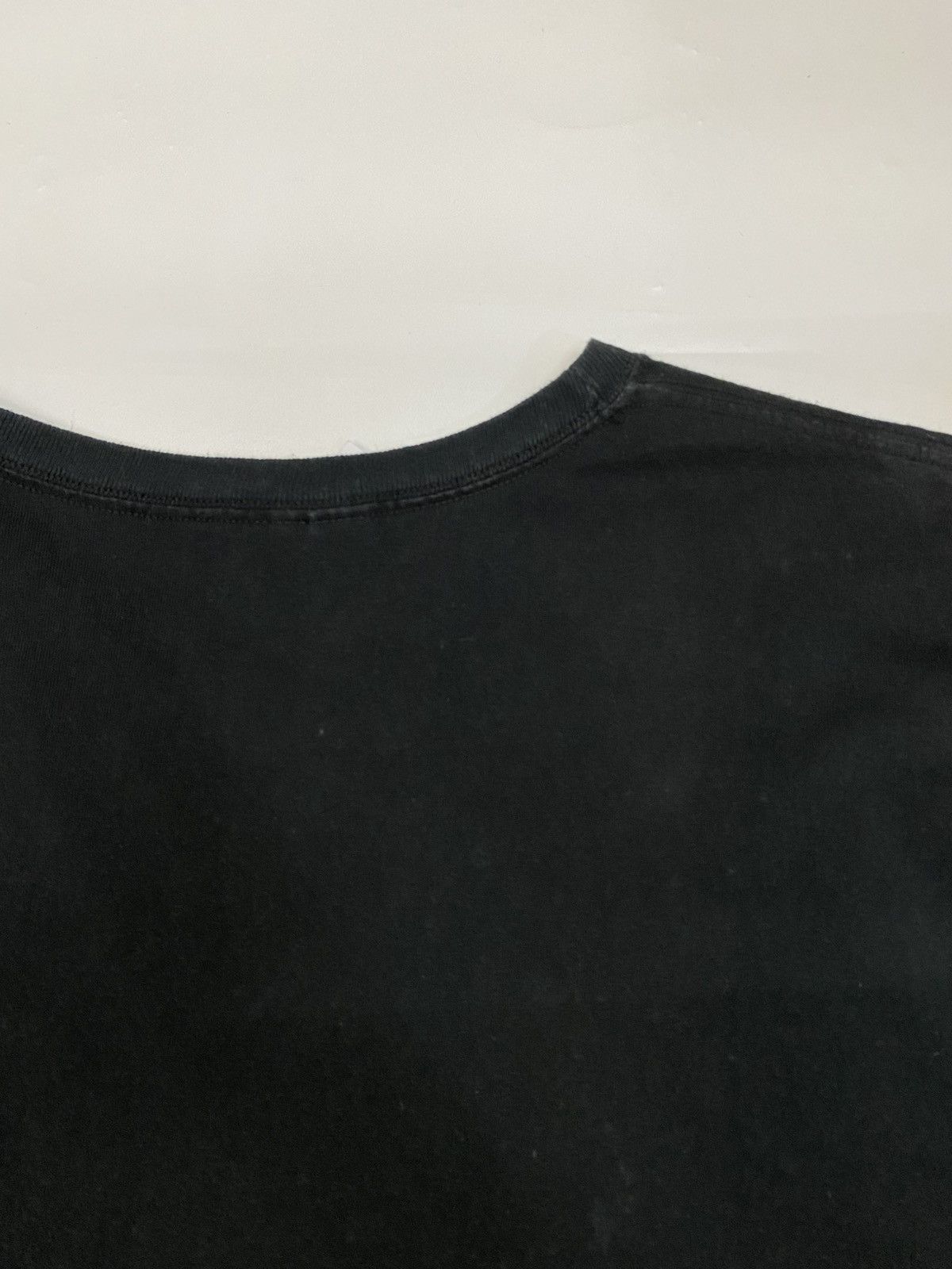 Band Tees Band tees HIM vintage copyright 2004 Size US XL / EU 56 / 4 - 9 Thumbnail