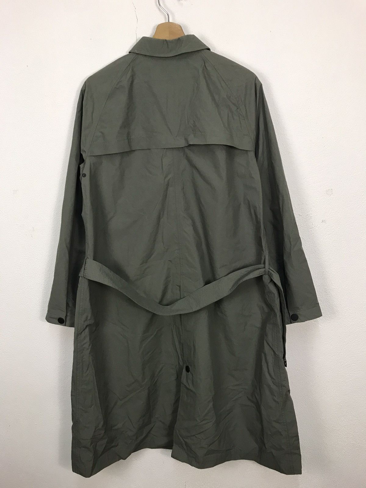 Japanese Brand × Lemaire × Uniqlo UNIQLO Women’s Lemaire A-Line Coat Size M / US 6-8 / IT 42-44 - 7 Thumbnail