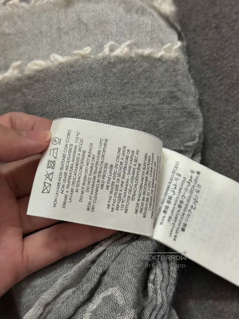 Gucci Gucci Double G Grey Scarf Size ONE SIZE - 3 Thumbnail