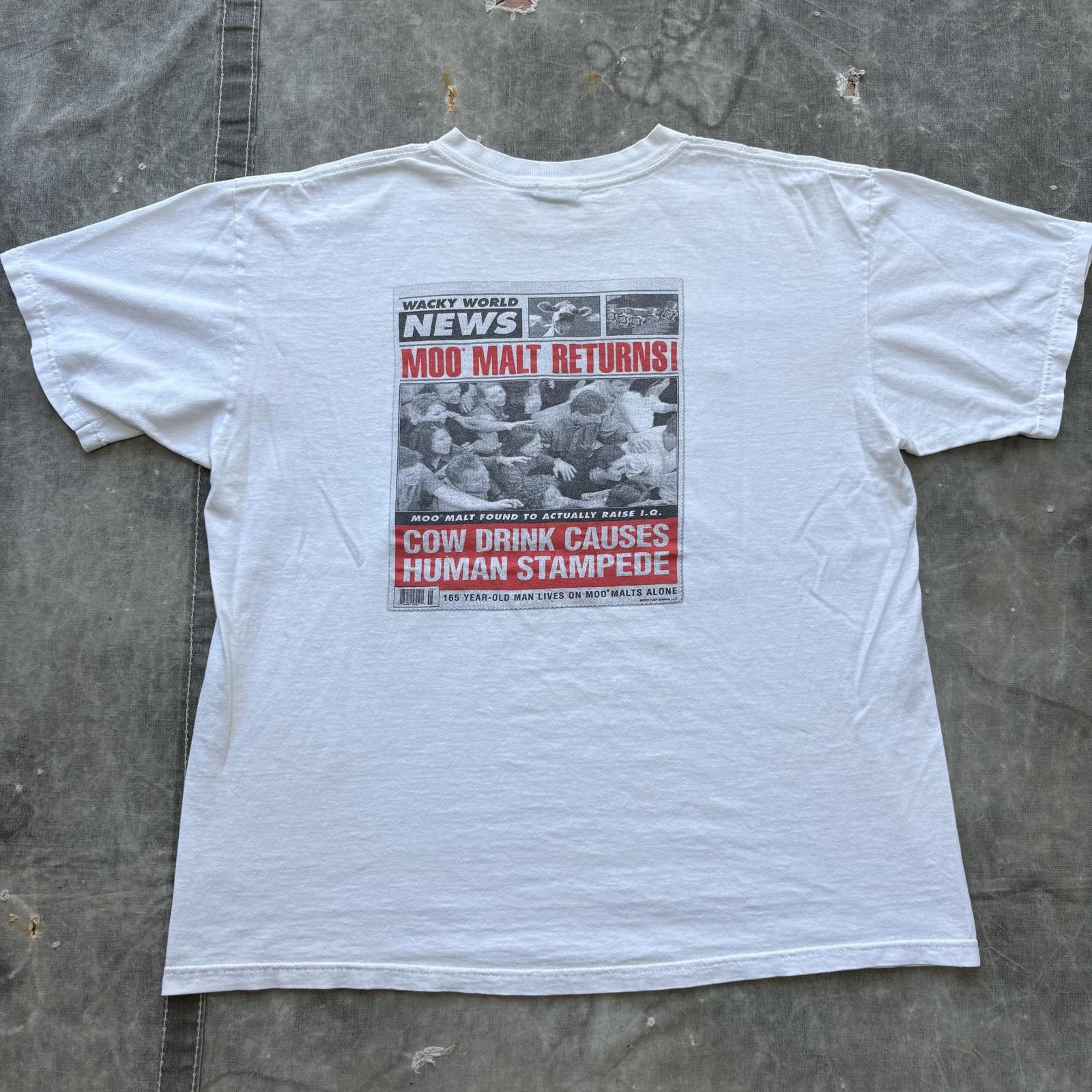 Anvil Vintage Y2K TCBY Moo Malt Funny Newspaper Cow Pattern Shirt Size US L / EU 52-54 / 3 - 2 Thumbnail