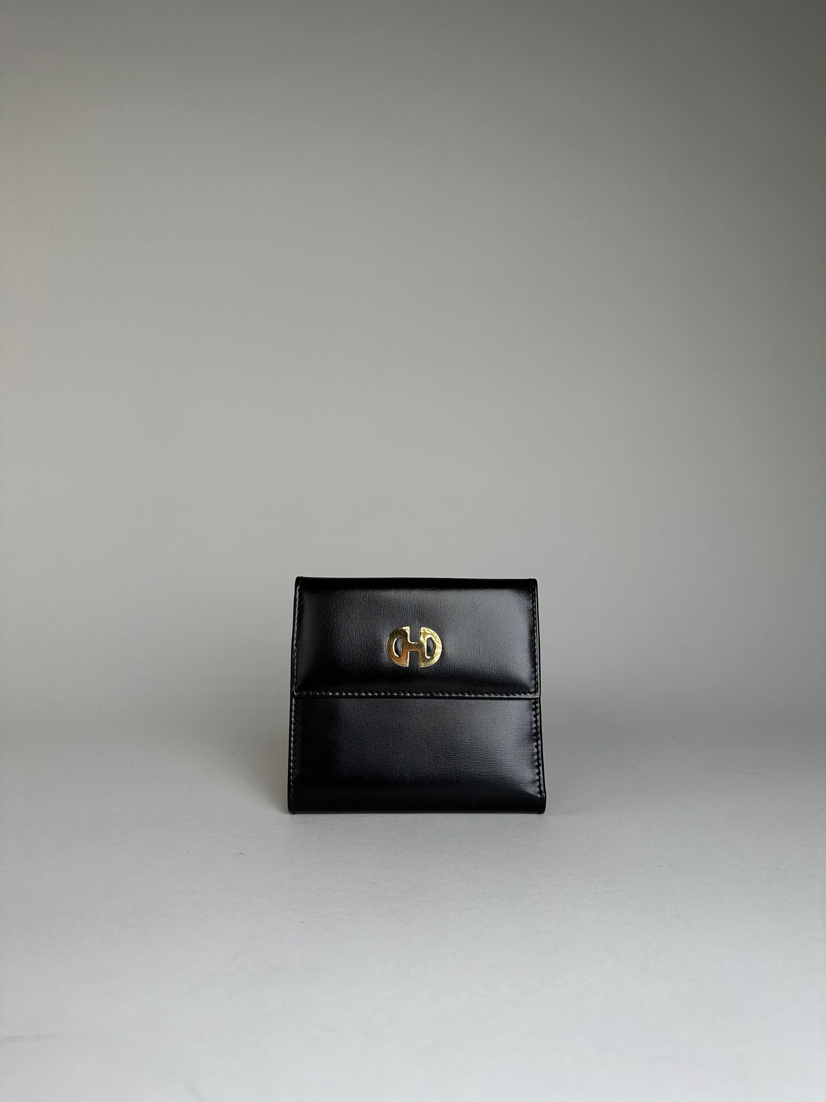 Celine Vintage Paris Patent Leather Wallet Black Size ONE SIZE - 1 Thumbnail