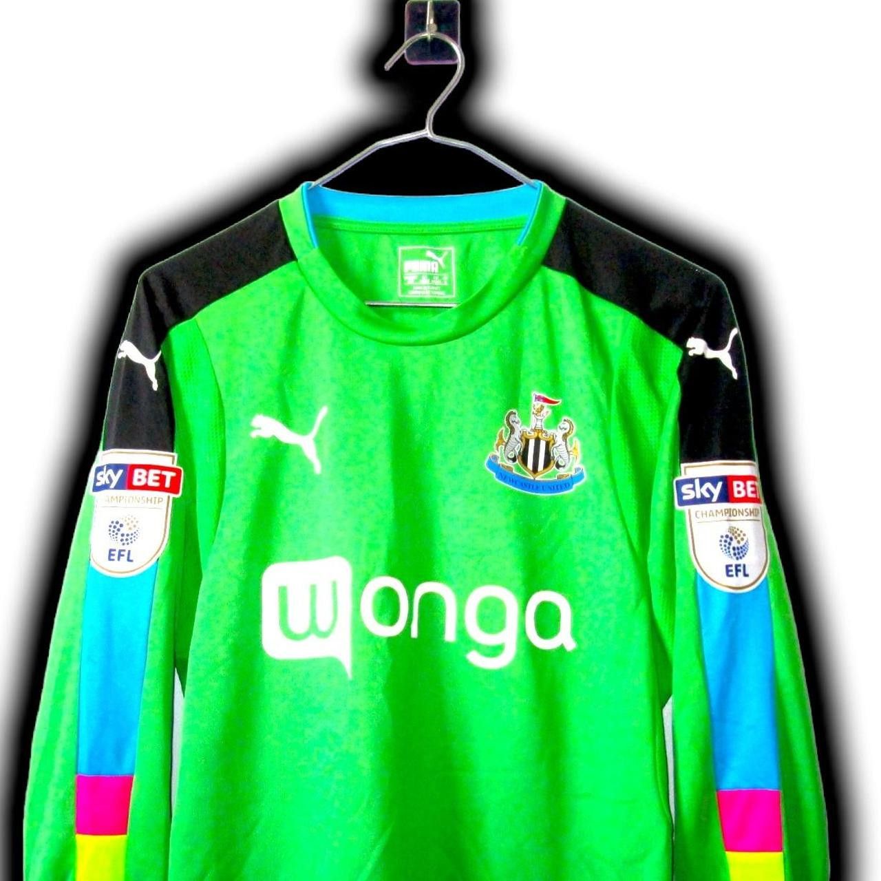 Puma Signed Fc Newcastle United England 2016 2017 Home shirt 1 Size US S / EU 44-46 / 1 - 1 Thumbnail