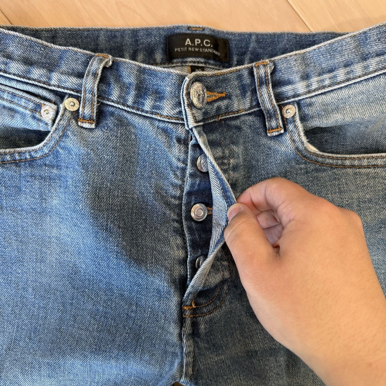 A.P.C. APC Jeans 28 Blue Medium Wash Denim Japan Button Fly Size US 28 / EU 44 - 5 Thumbnail