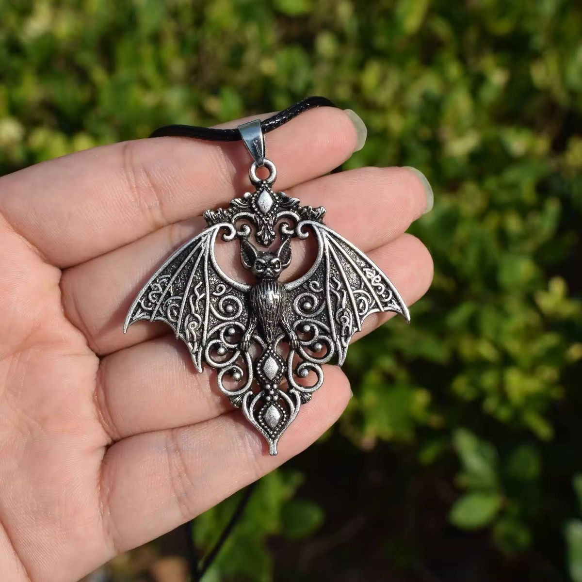 Jewelry Gothic Vampire Bat Necklace Size ONE SIZE - 6 Thumbnail