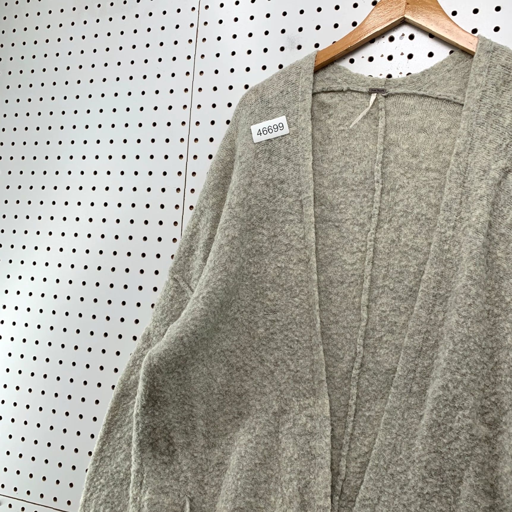 Free People Free People Cardigan Sweater Women's Small Gray Wool Mohair Open Oversize Pockets Knit V-Neck Casual Winter Fall Vintage No Size S / US 4 / IT 40 - 3 Thumbnail