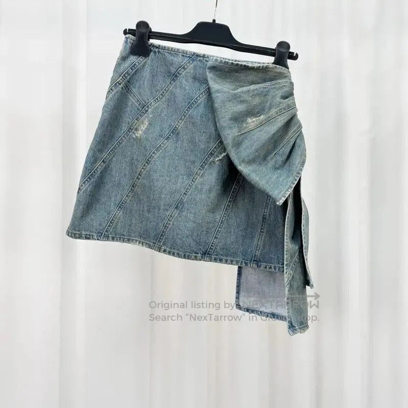 Miu Miu Miu Miu Blue Denim Skirt with Logo . Size 28" / US 6 / IT 42 - 2 Thumbnail