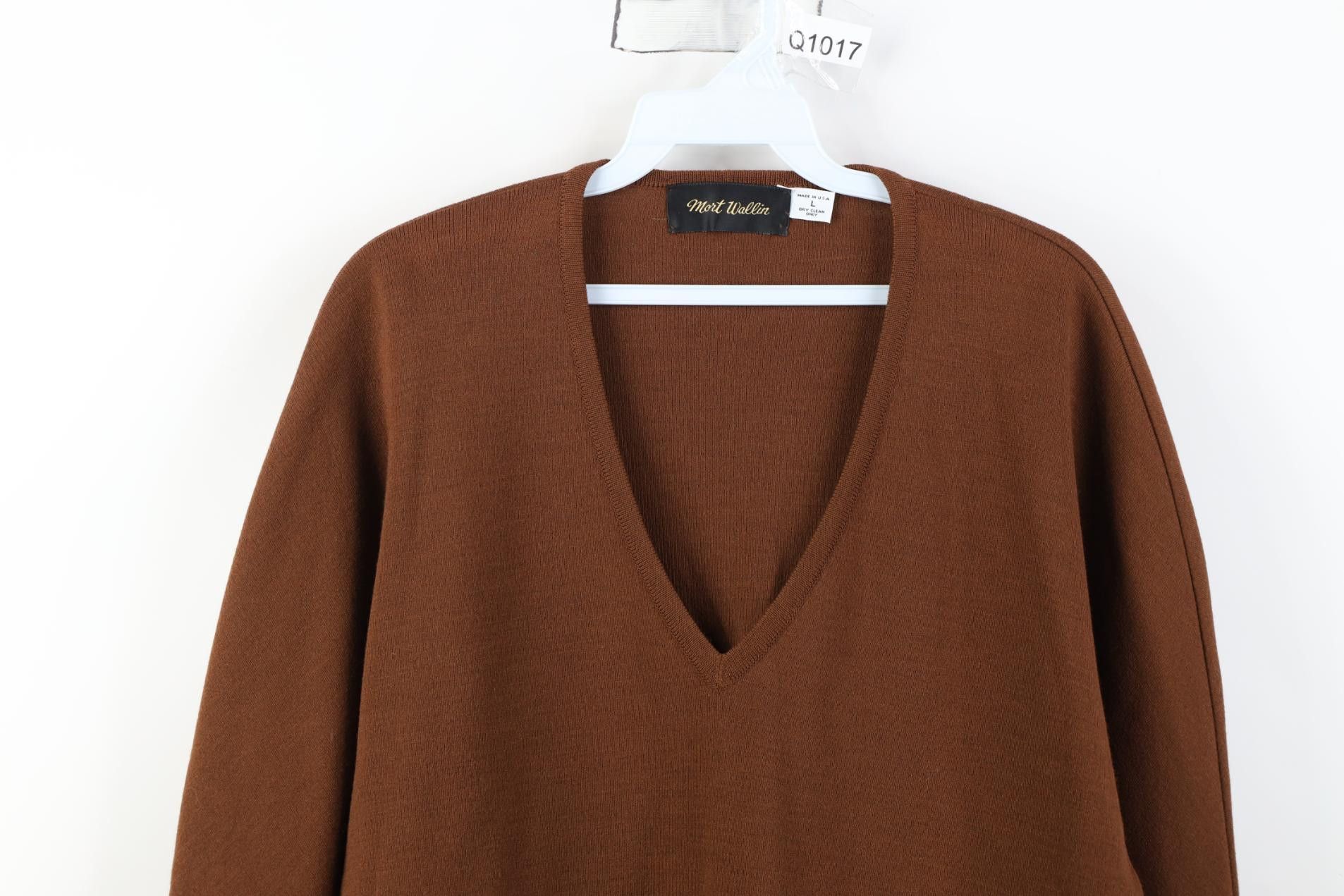 Vintage Vintage 70s Streetwear Wool Knit V-Neck Sweater Brown USA Size US L / EU 52-54 / 3 - 2 Thumbnail