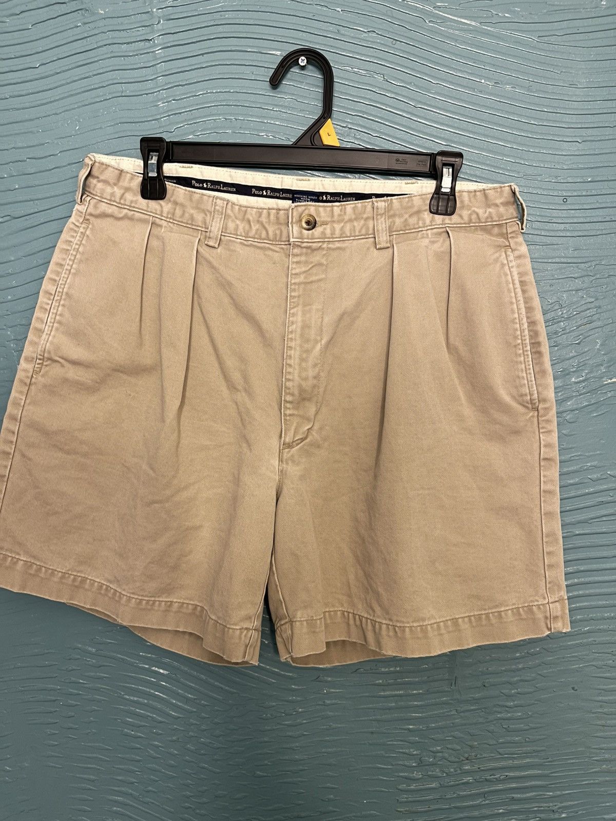 Polo Ralph Lauren Men’s Polo Ralph Lauren tan flat front shorts Size US 34 / EU 50 - 4 Thumbnail