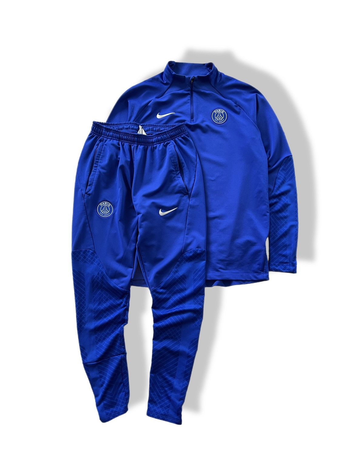 Nike Vintage Nike PSG Tracksuit Set Jacket Pants Football Soccer Size US S / EU 44-46 / 1 - 1 Thumbnail