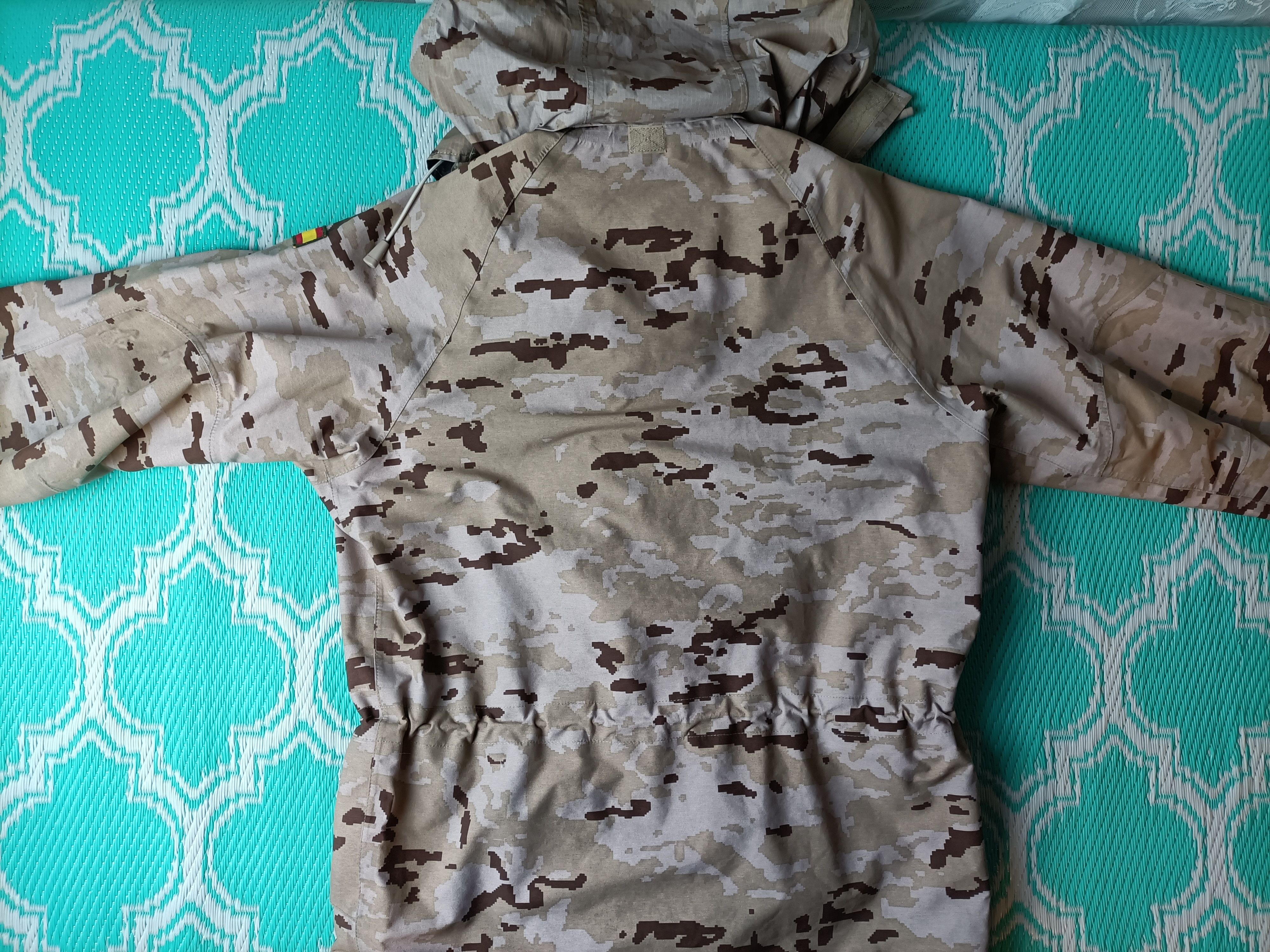 Other Genuine Spanish Army Grassi Parka GORE-TEX Size US L / EU 52-54 / 3 - 6 Thumbnail