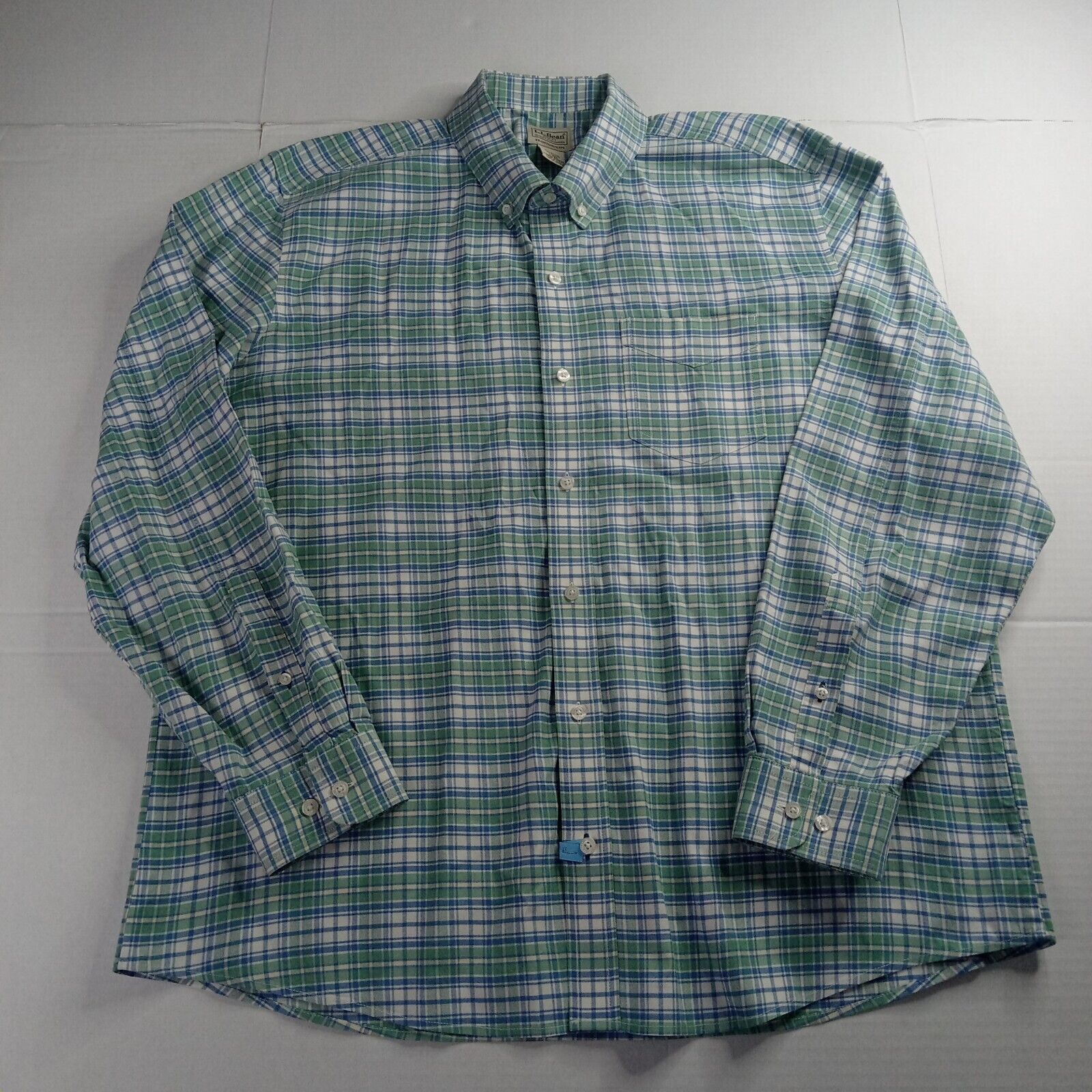 L.L. Bean L.L. Bean Traditional Fit Shirt Men's L Blue Green Plaid Size US L / EU 52-54 / 3 - 1 Thumbnail
