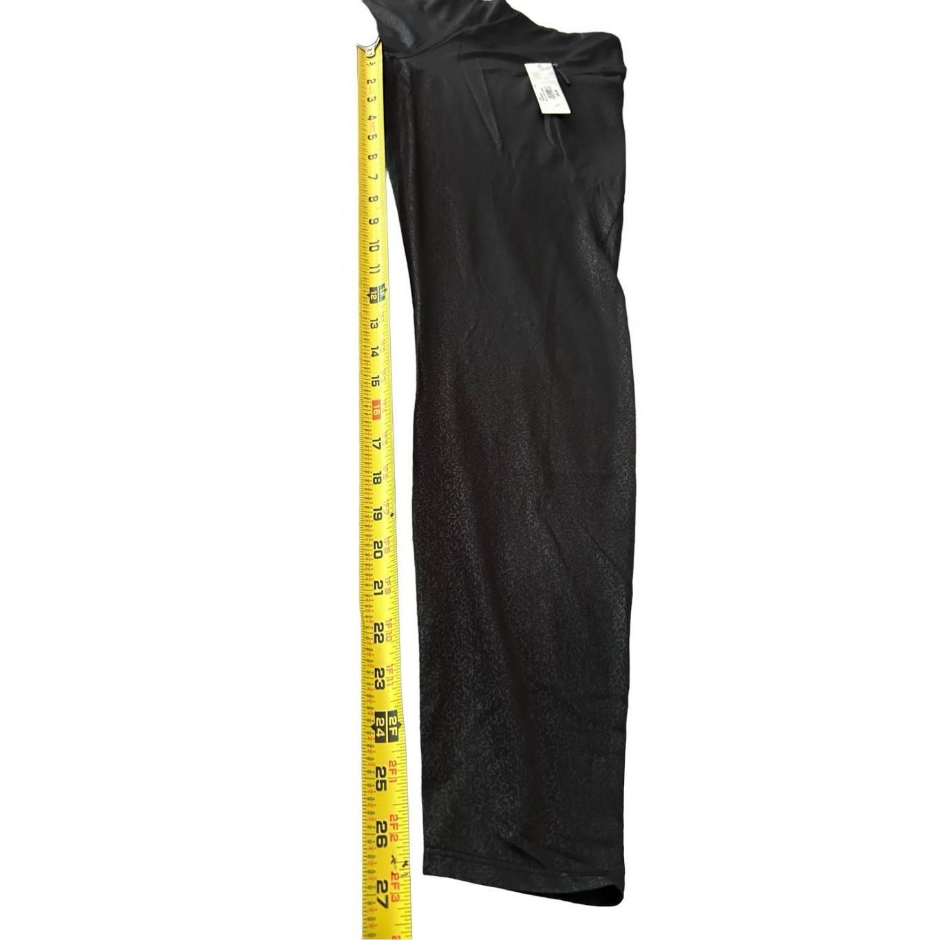 Other Tahari Sport Women’s Classic Black Design Side Cell Pocket A Size 30" / US 8 / IT 44 - 6 Thumbnail