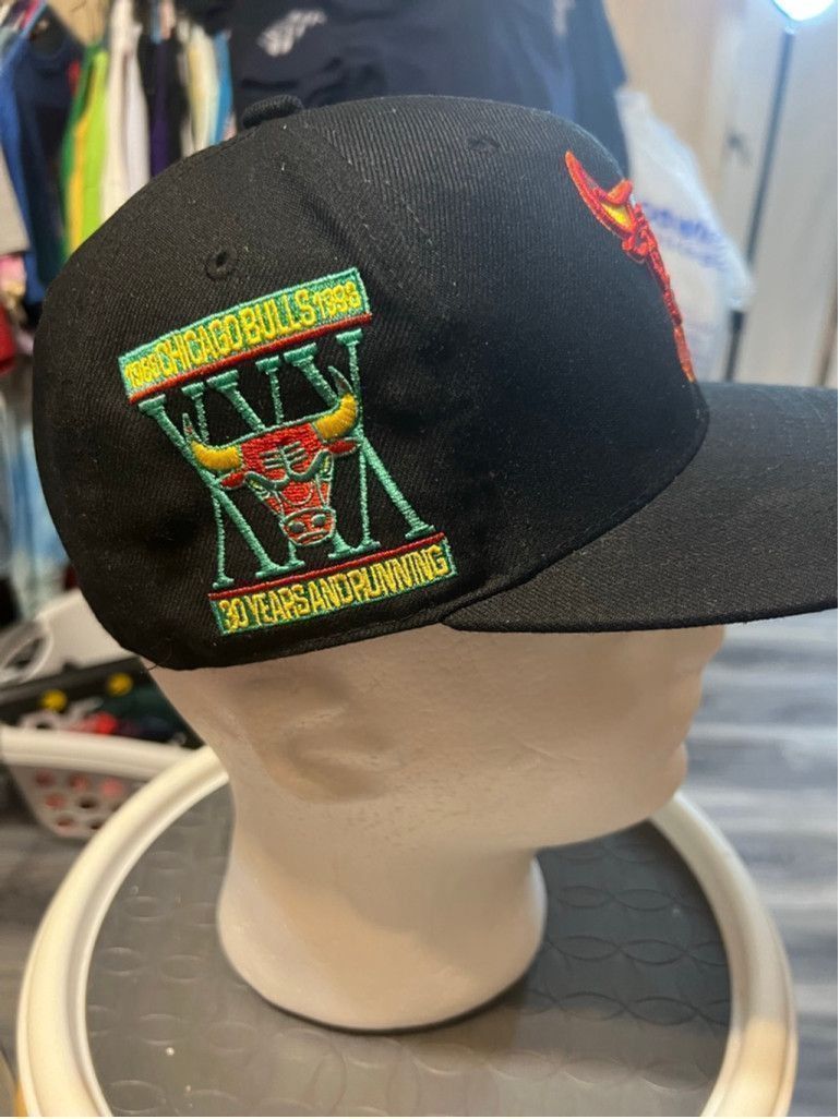 Mitchell & Ness Chicago Bulls 1998 Fitted Hat Black/Green Size 7 1/8 Size 30 - 5 Thumbnail