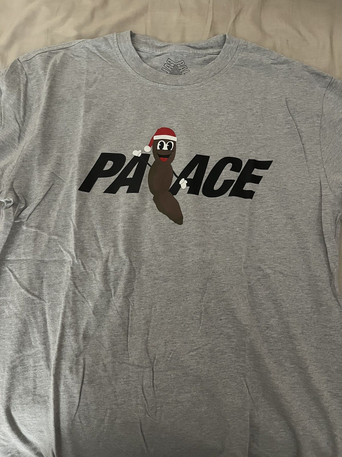 Palace Palace christmas poo T Size US L / EU 52-54 / 3 - 1 Thumbnail