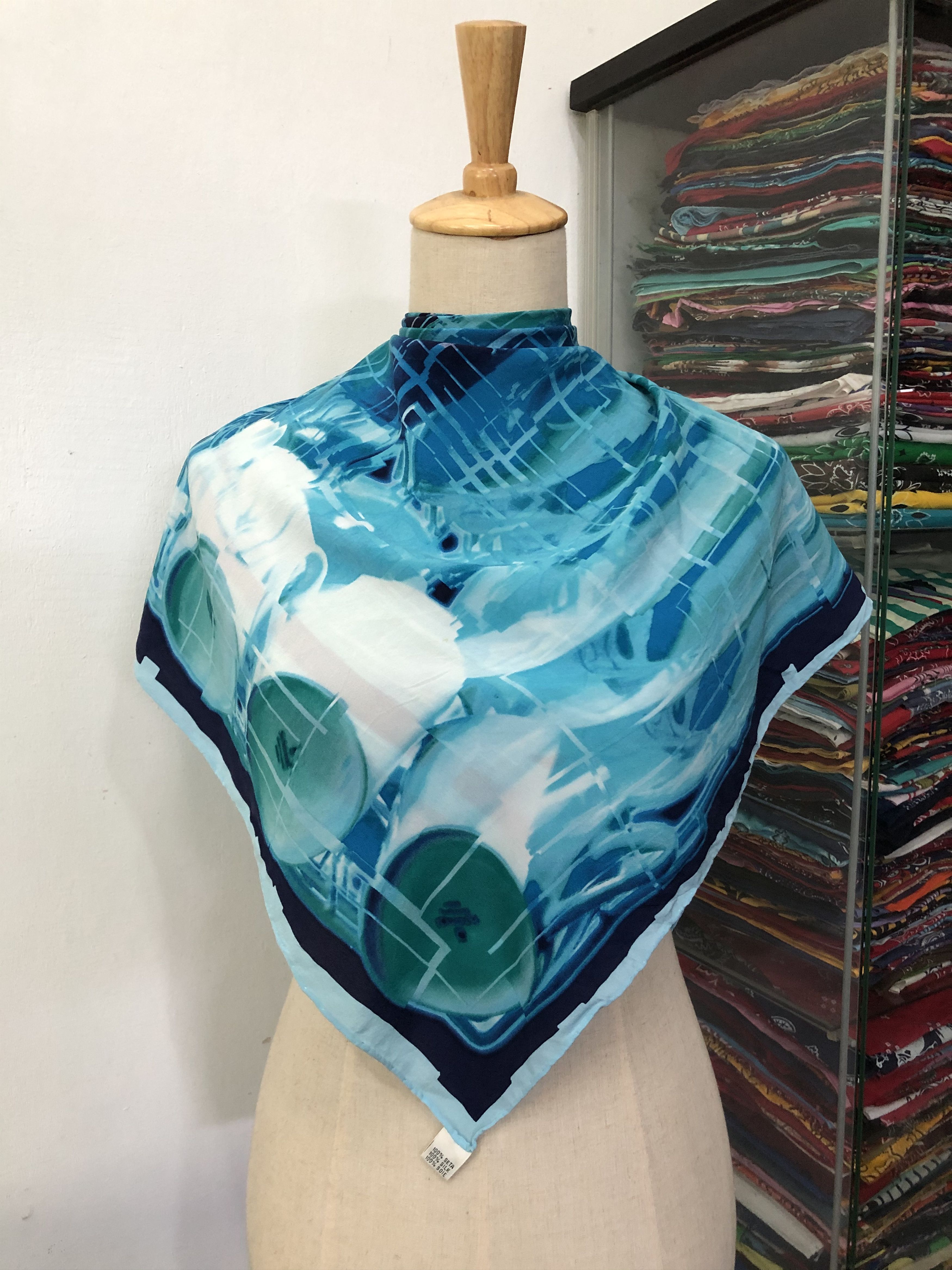 Vintage Vintage Silk Scarf Size ONE SIZE - 1 Thumbnail