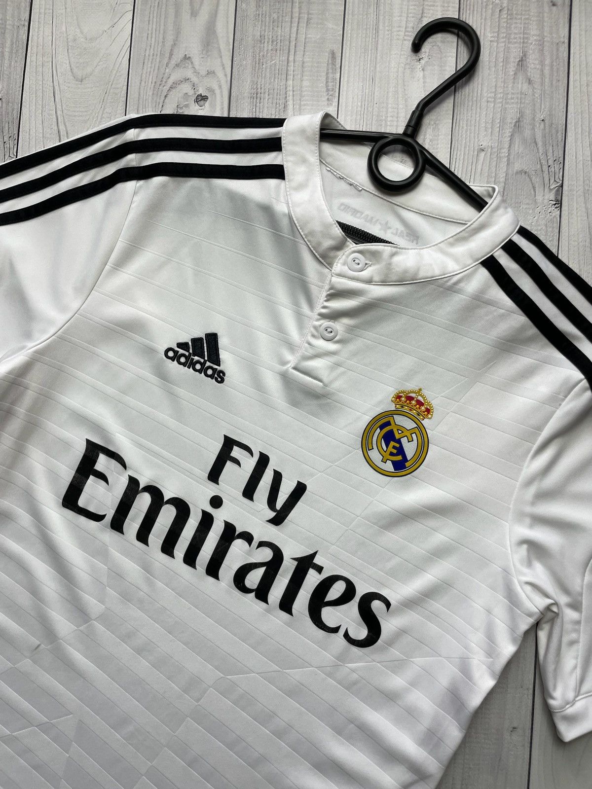 Vintage Vintage adidas Real Madrid soccer jersey size S Size US S / EU 44-46 / 1 - 2 Thumbnail