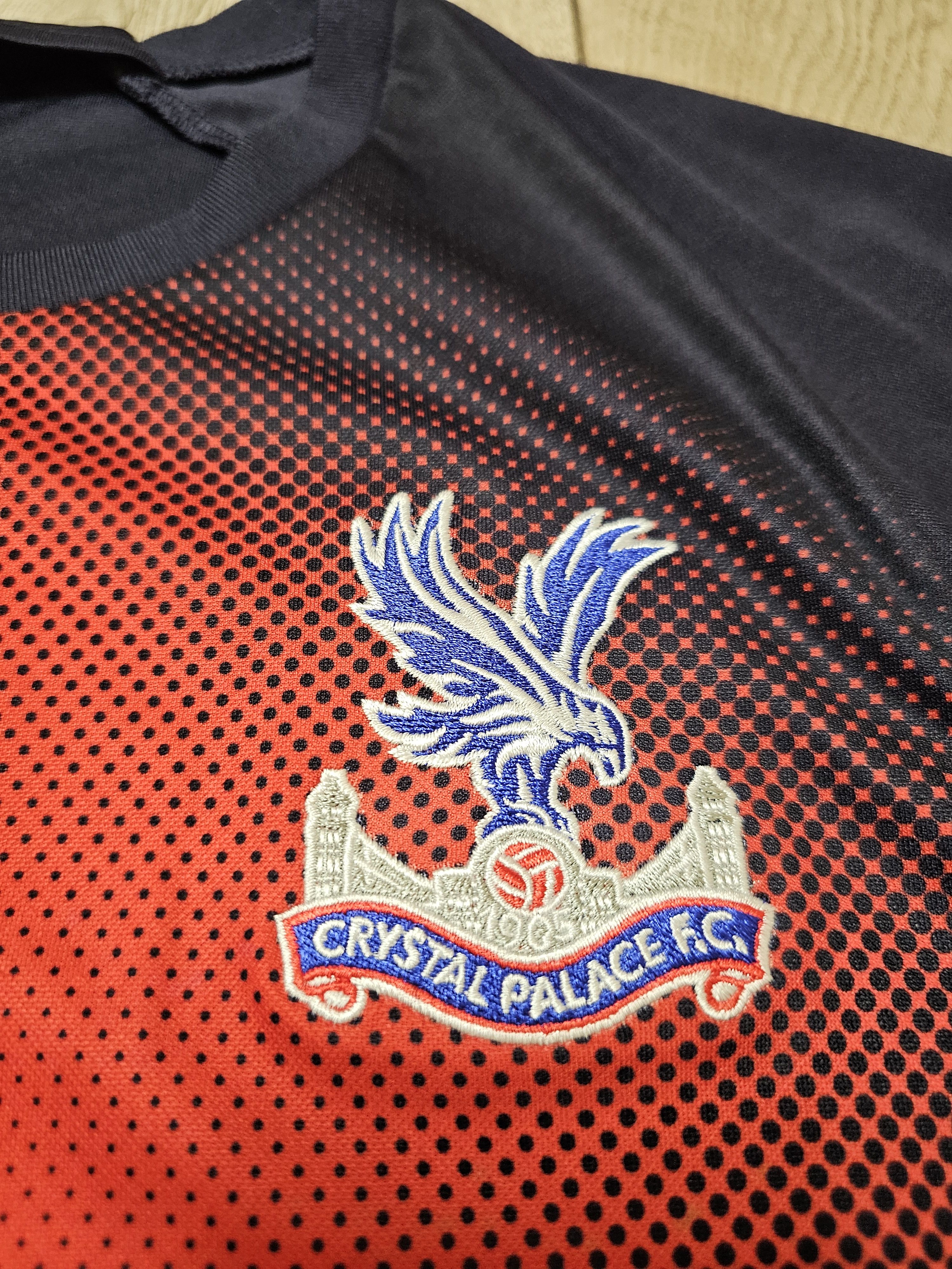 Puma CRYSTAL PALACE 2018 2019 FOOTBALL SHIRT SOCCER JERSEY Size US L / EU 52-54 / 3 - 4 Thumbnail