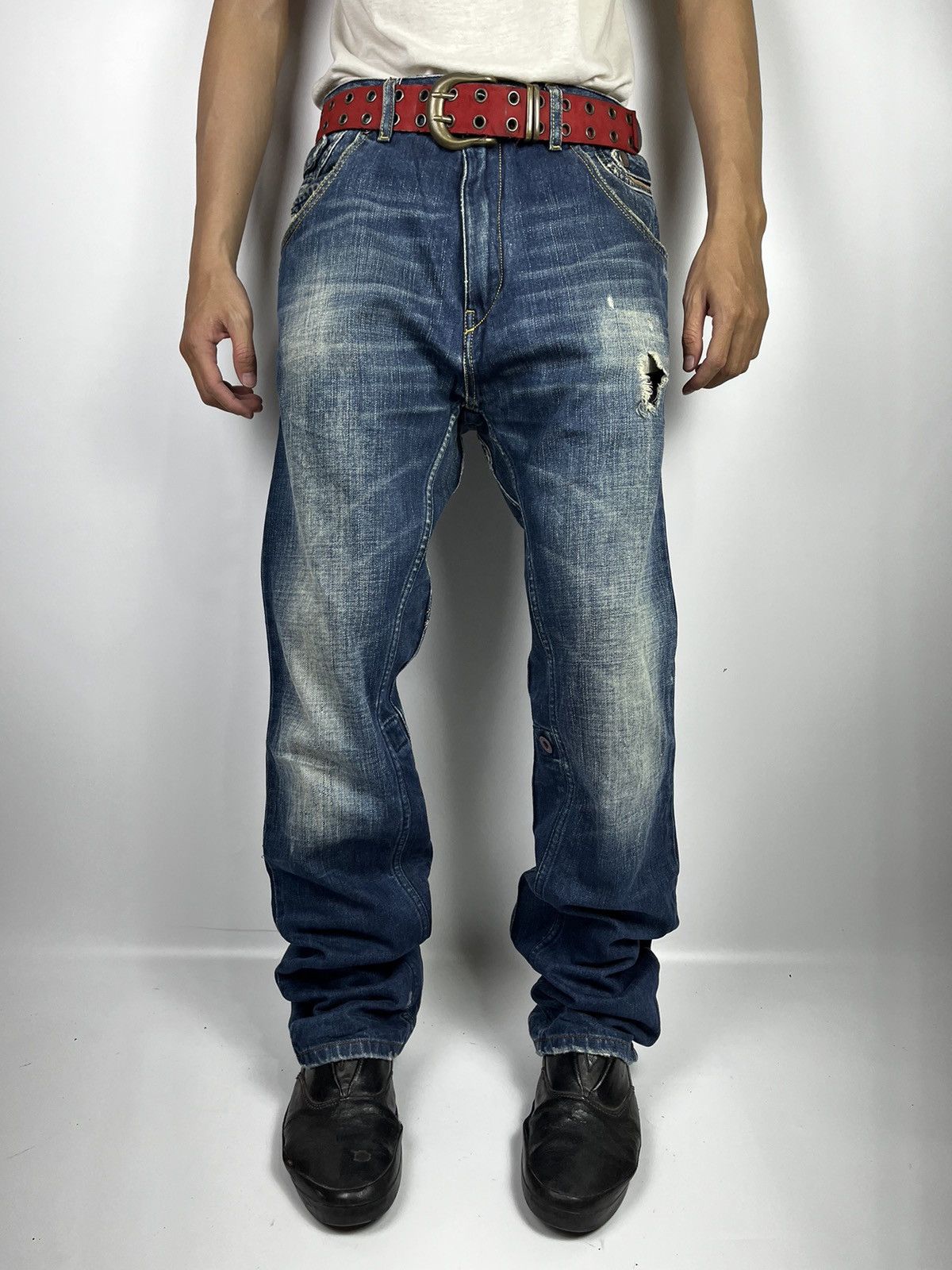 Diesel × Japanese Brand diesel extreme wellness distressed jeans pant wash Size US 30 / EU 46 - 2 Thumbnail