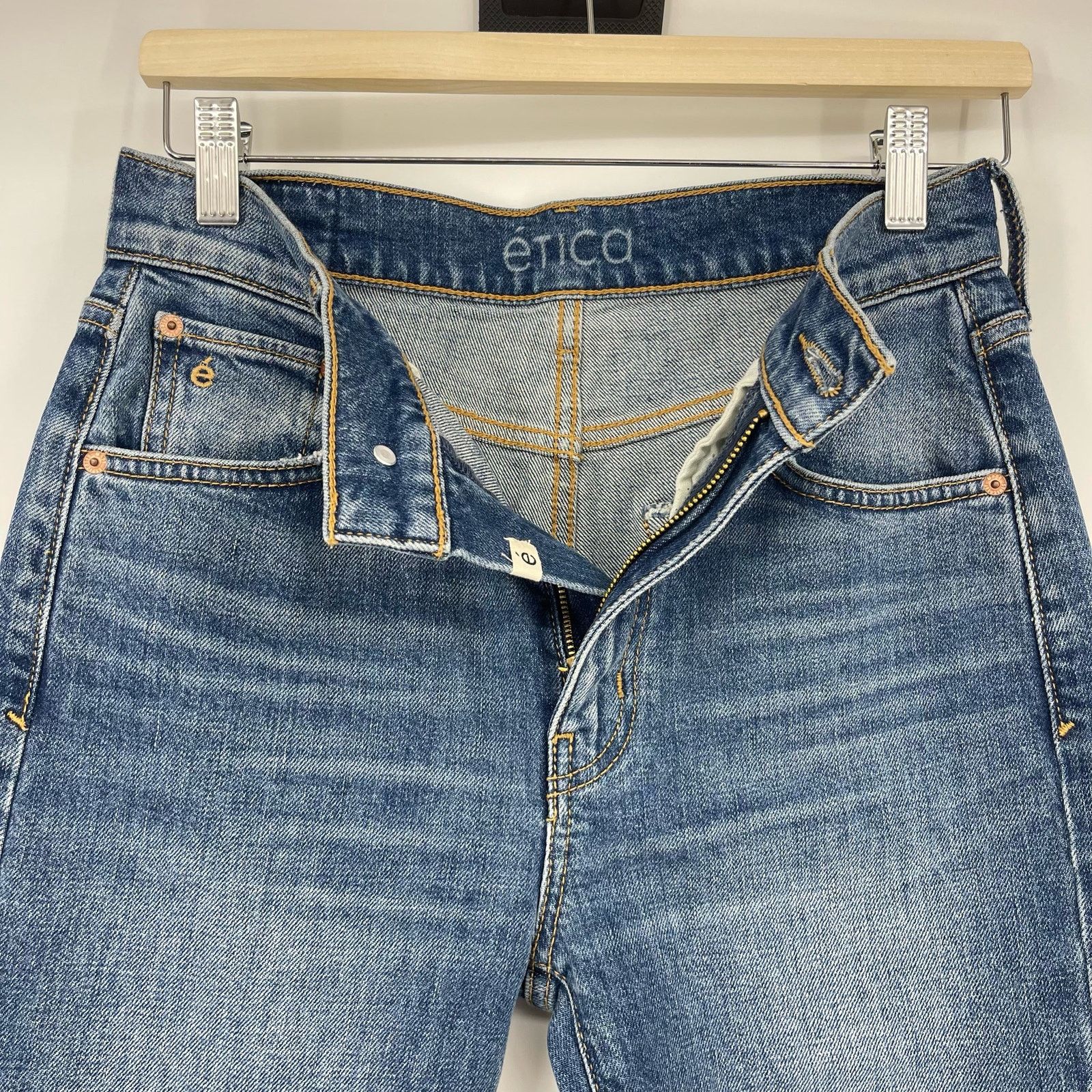 ETICA Etica | Twisted Seam Slim Split Hem Jeans Riverside Wash 26 Size 26" / US 2 / IT 38 - 6 Thumbnail