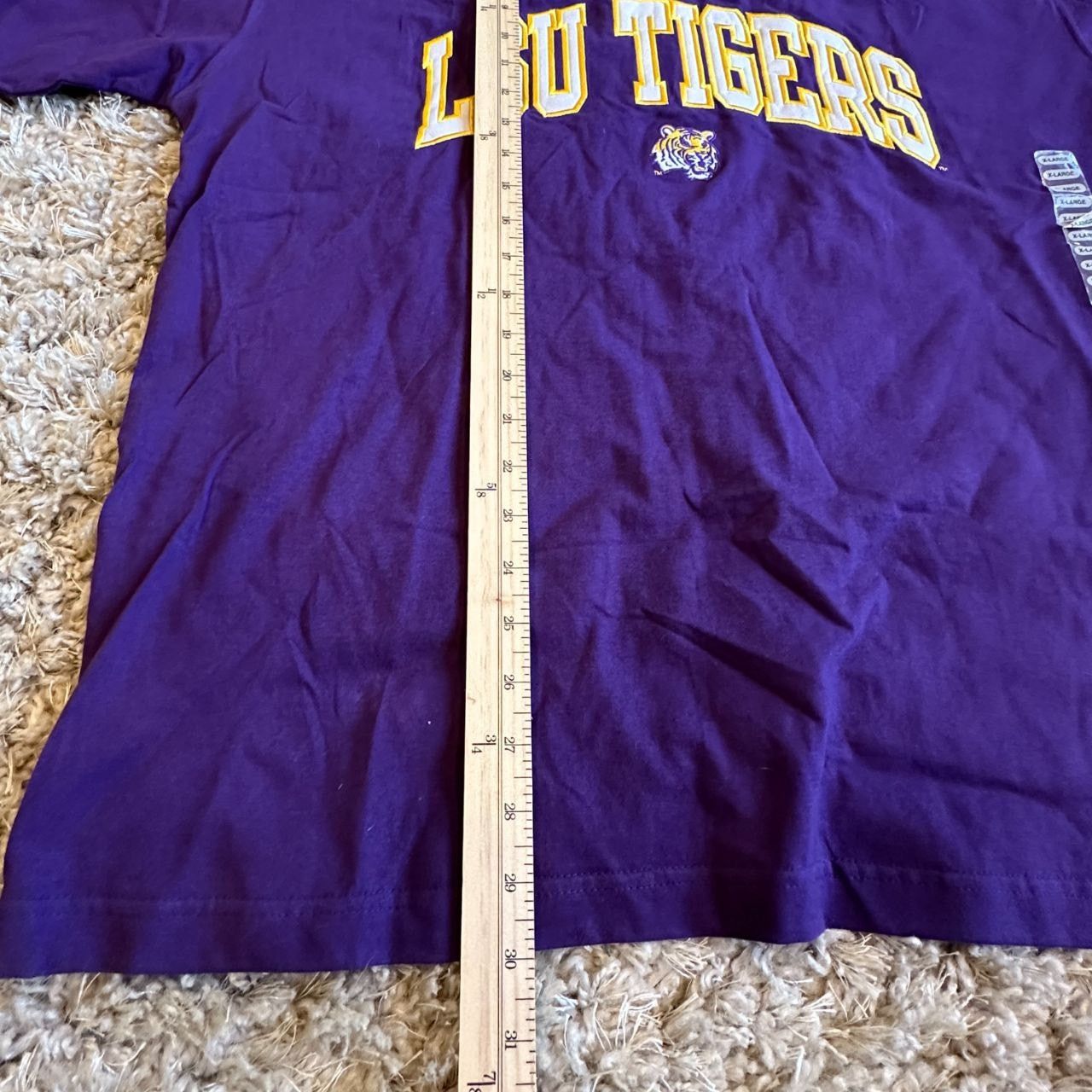 NCAA Vintage NWT Men's X-Large Embroidered LSU Tigers P2 T-shirt Size US XL / EU 56 / 4 - 8 Thumbnail