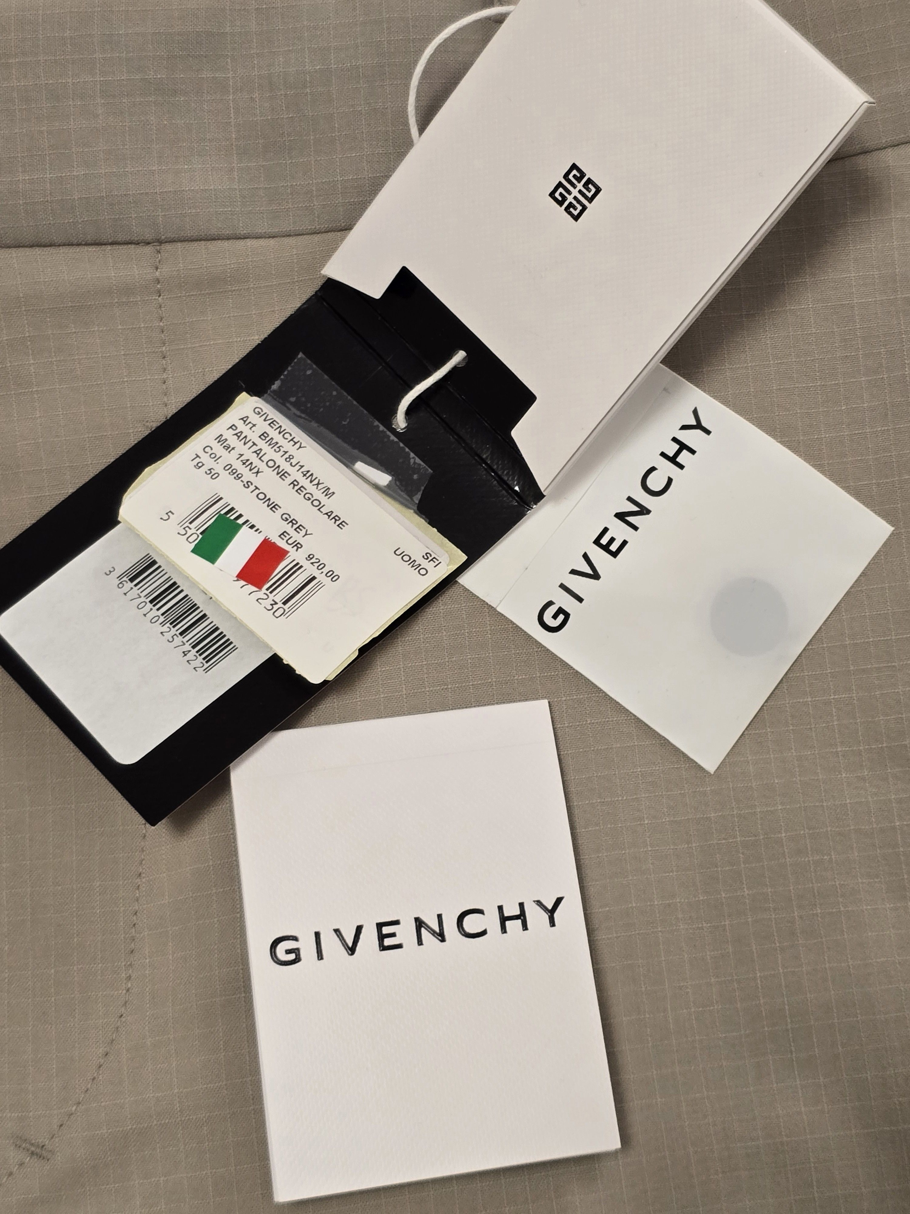 Givenchy Wool trousers with cutout detail Size 50R - 12 Thumbnail
