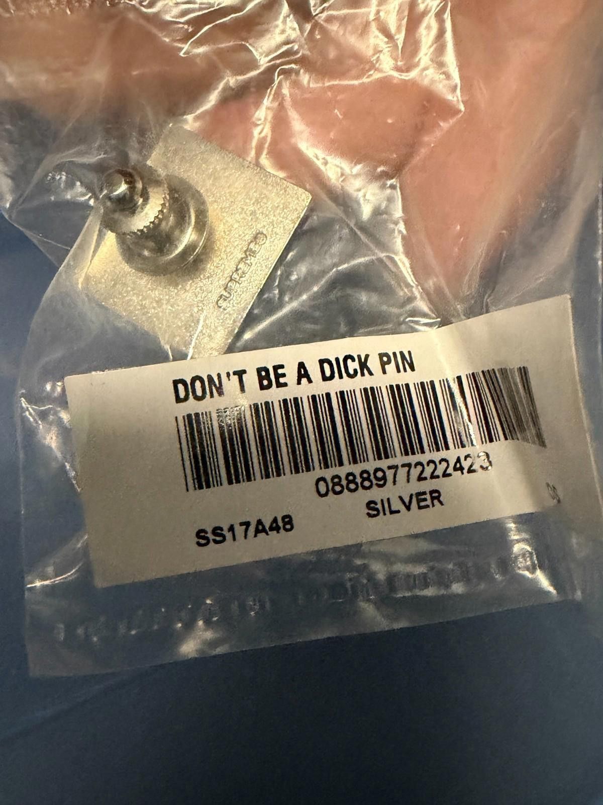 Supreme Supreme Don't Be a D!ck Pin Silver SS17 Size ONE SIZE - 2 Thumbnail