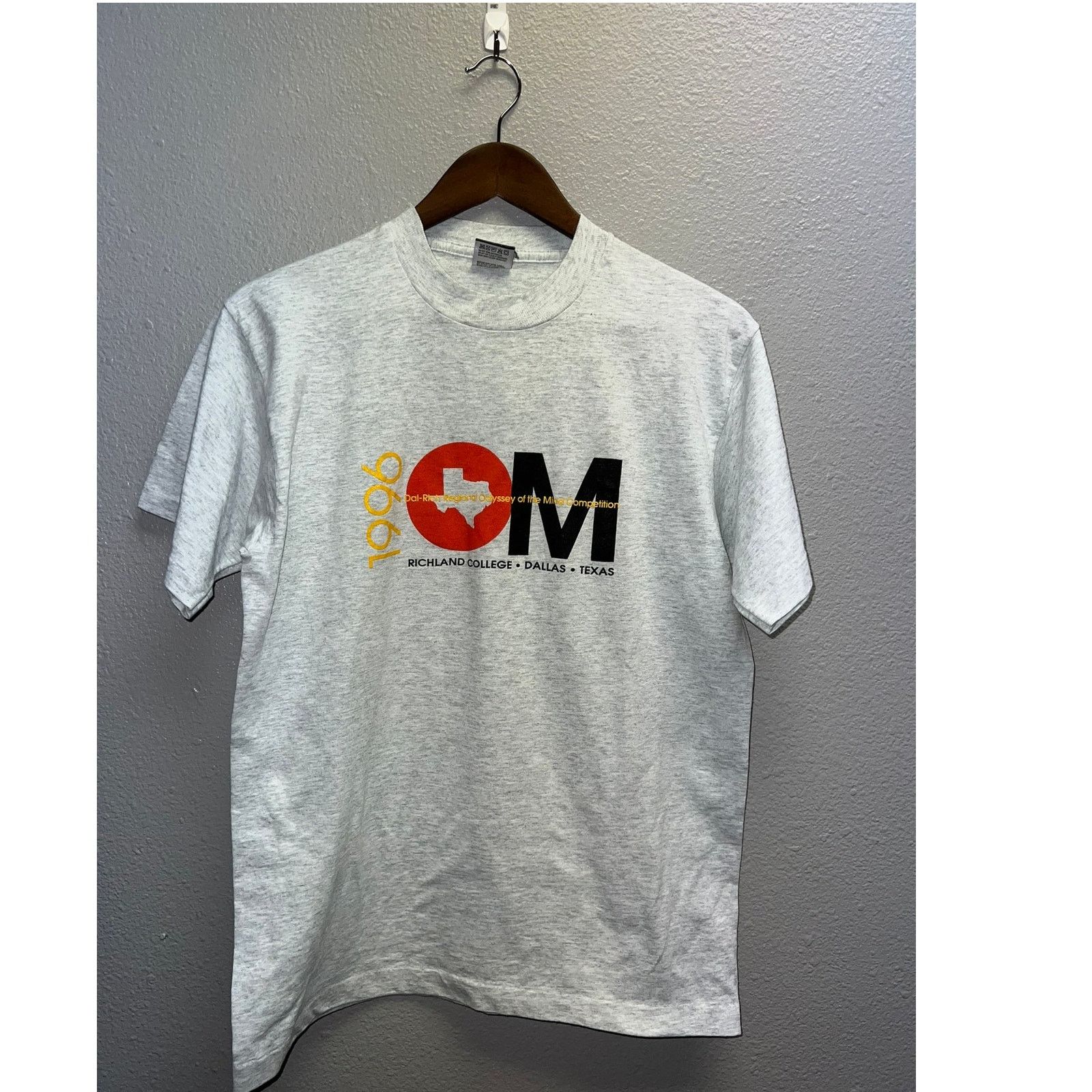 Fruit Of The Loom Vintage Richland College Shirt Odyssey Mind Graphic Tee 90s Size US M / EU 48-50 / 2 - 1 Thumbnail
