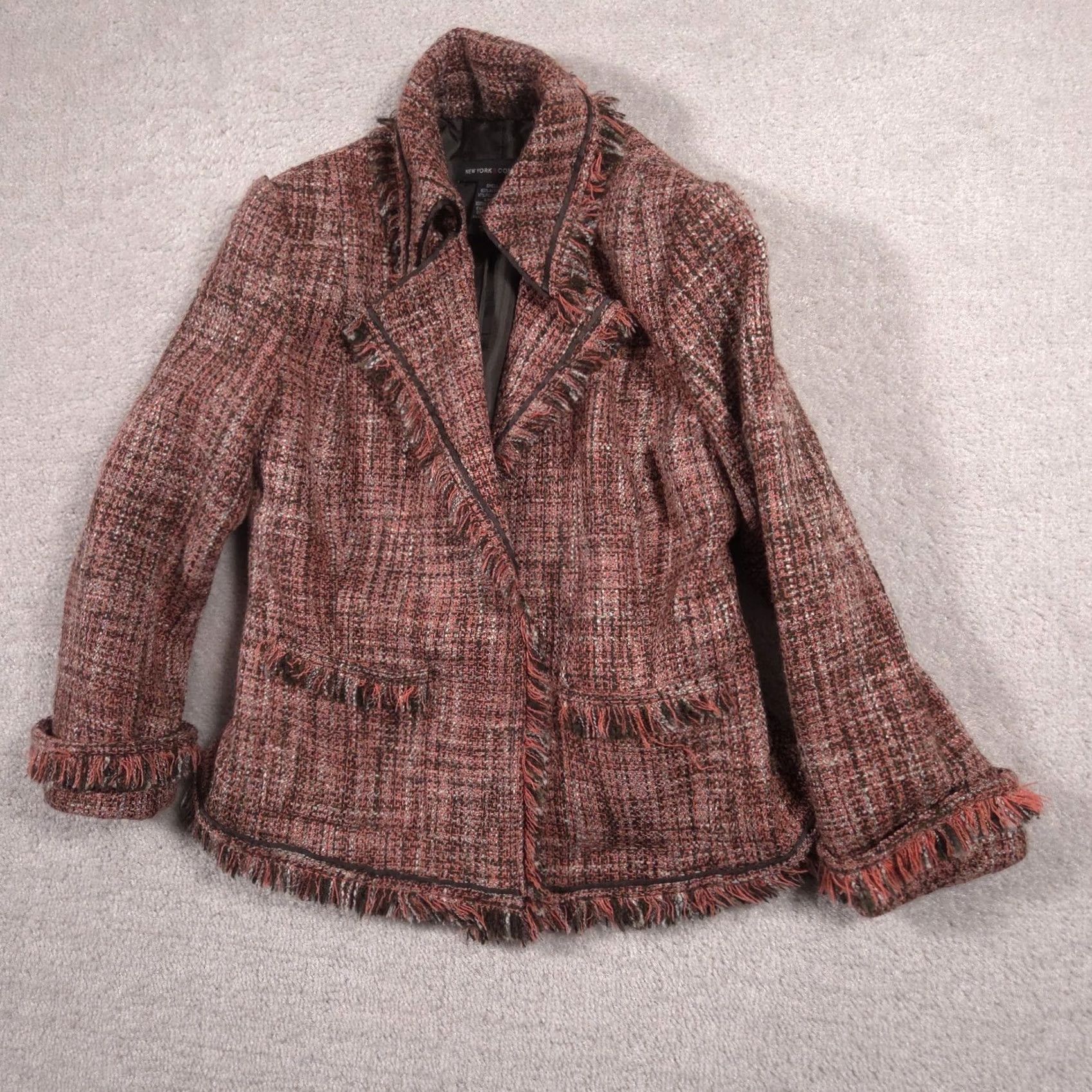 Vintage VINTAGE? No. New York & Company Blazer Womens 4 Red Tweed Fringe Snap Front Short Jacket Size 27" / US 4 / IT 40 - 2 Thumbnail