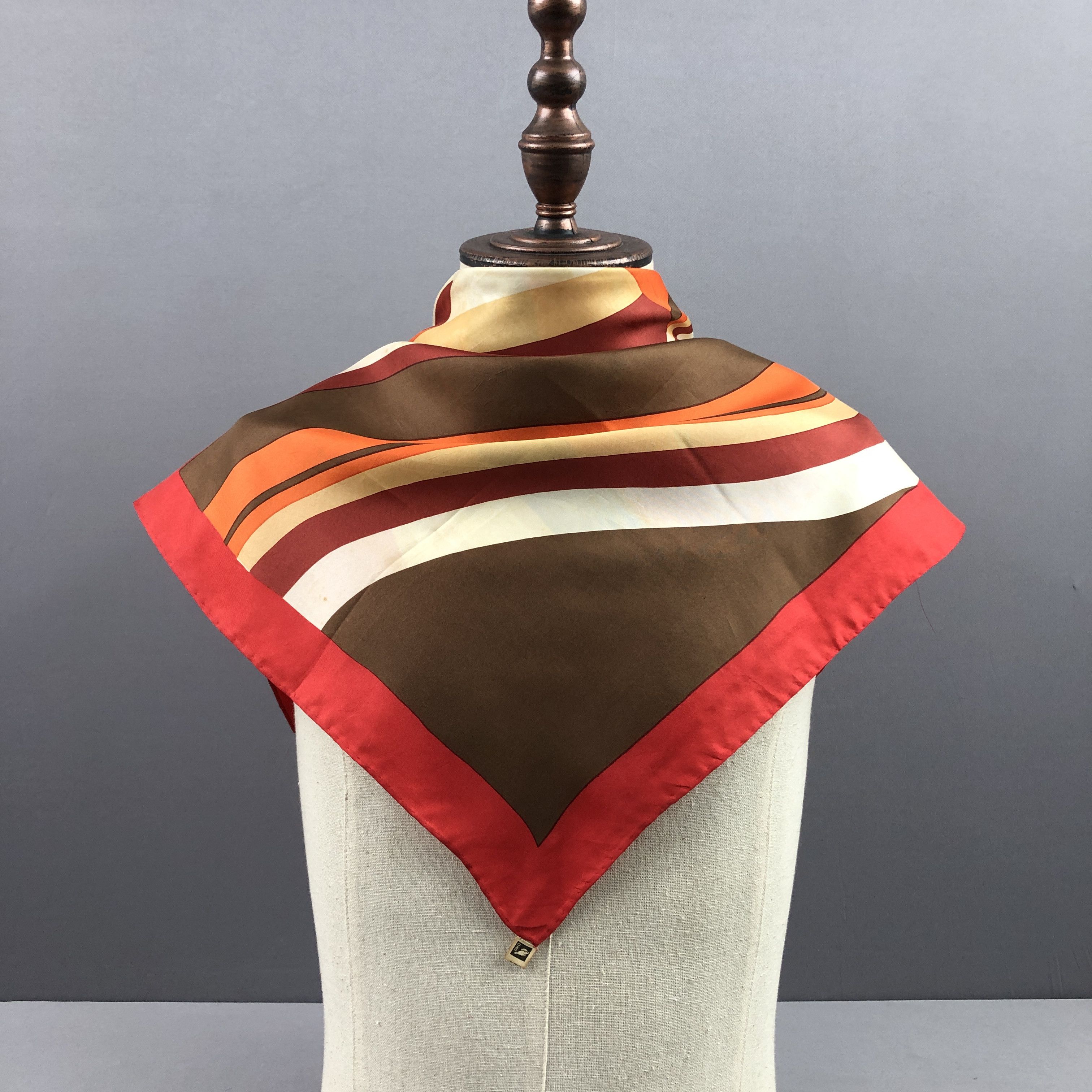 Japanese Brand Vintage SILK Scarf Twill Stole Wraps Scarves - GF60017 Size ONE SIZE - 2 Thumbnail