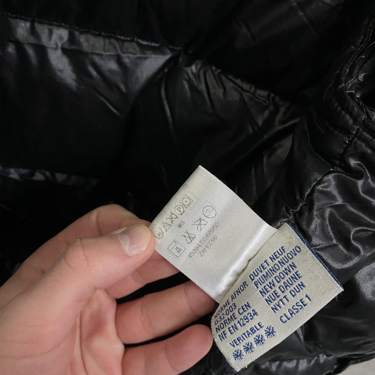Moncler Vintage Moncler Puffer Jacket S Size Size US S / EU 44-46 / 1 - 15 Thumbnail