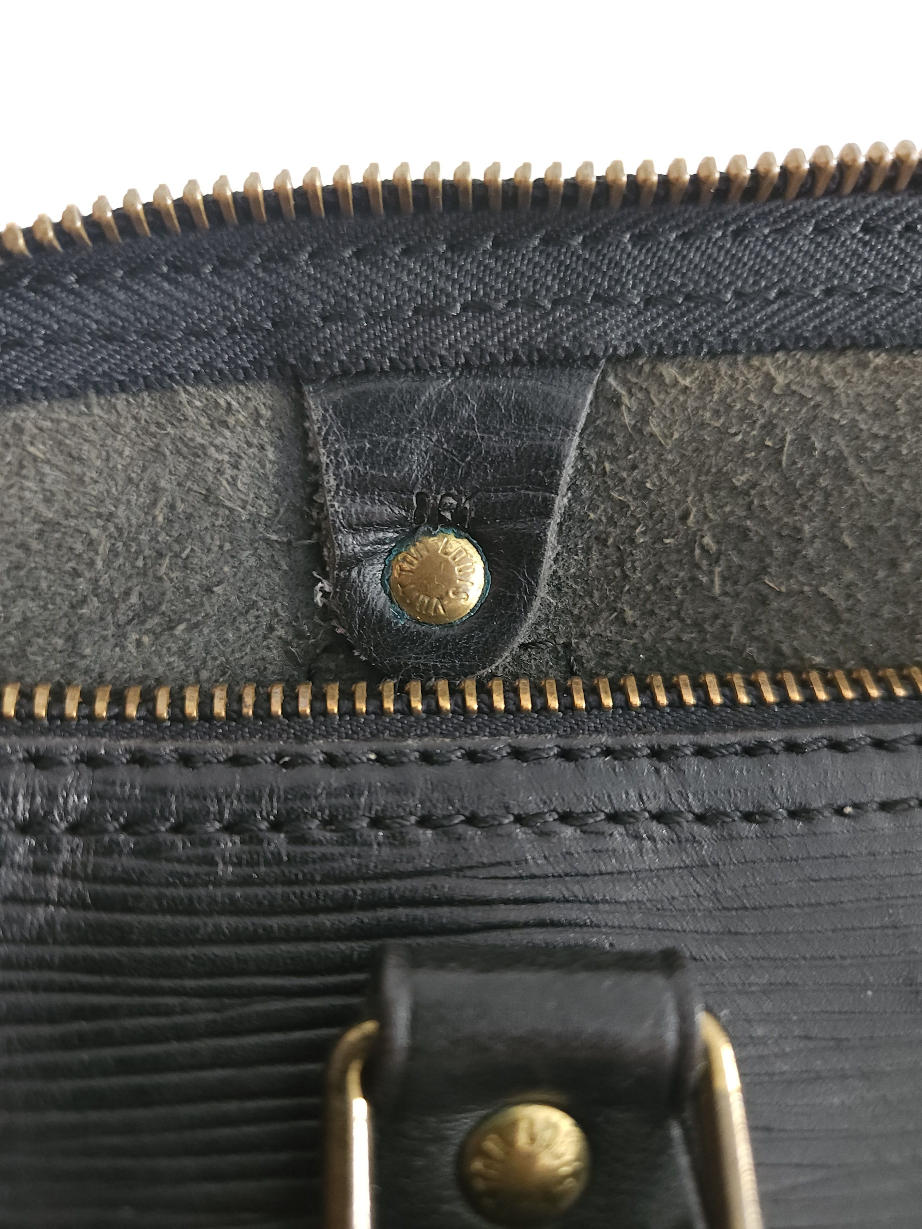 Louis Vuitton Vtg 80s Louis Vuitton epi leather speedy 30 mini boston bag Size ONE SIZE - 24 Thumbnail
