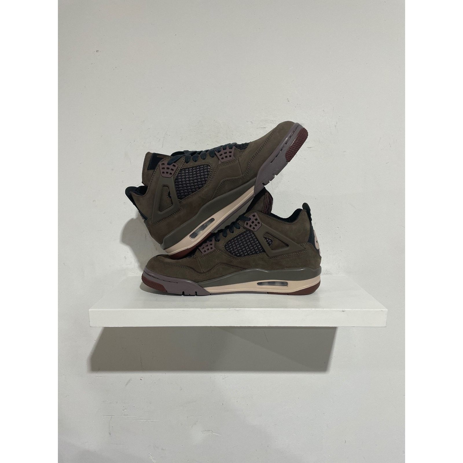 Nike JORDAN 4 RETRO A MA MANIERE DARK MOCHA SIZE 8 NEW Size US 8 / EU 41 - 2 Thumbnail