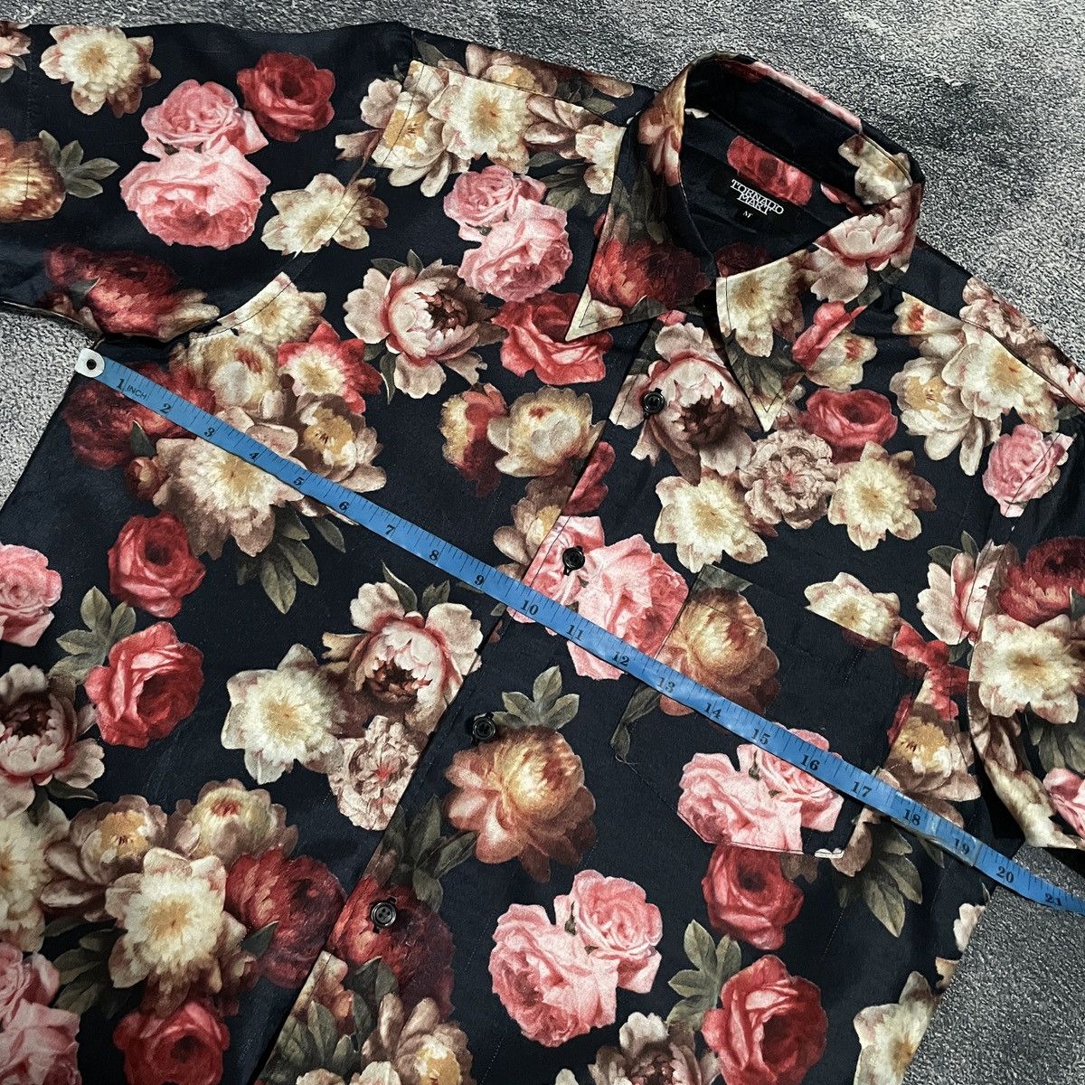 Tornado Mart 🔥Tornado mart Flower pattern shirt Size US M / EU 48-50 / 2 - 8 Thumbnail