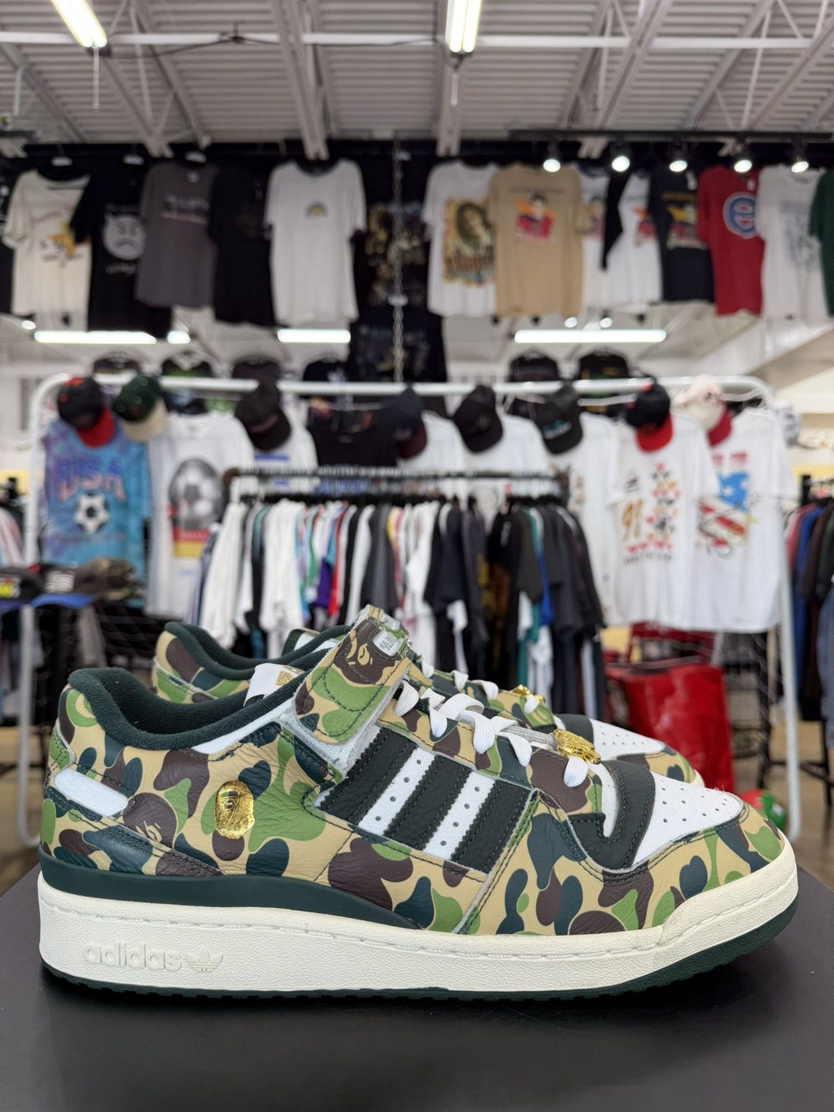 Adidas Adidas Forum 84 Low Bape 30th Camo Size 12 (2023) Size US 12 / EU 45 - 6 Thumbnail