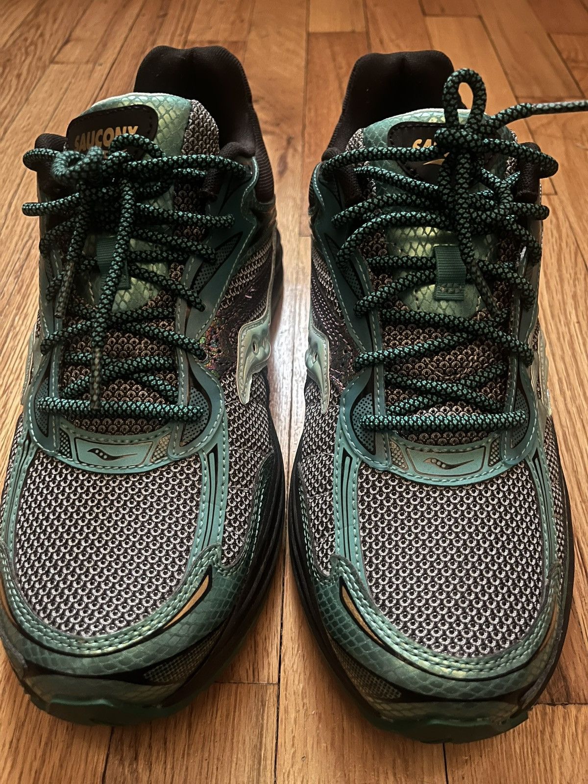 Saucony Saucony Pro Grid Omni 9 Armour Glowaconstrictor Size US 10 / EU 43 - 1 Thumbnail
