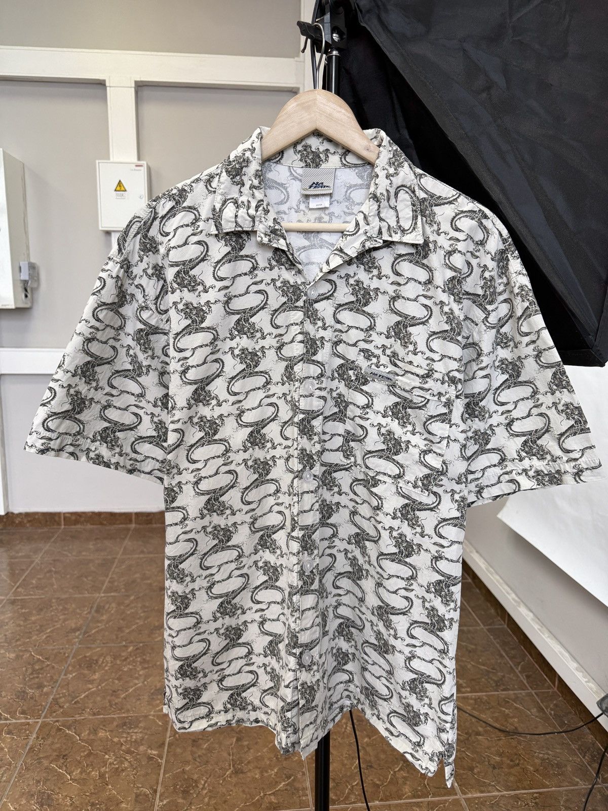 No Fear 🇺🇸 Vintage 90s No Fear Dragon Japan Shirt Made in USA Retro Size US L / EU 52-54 / 3 - 1 Thumbnail