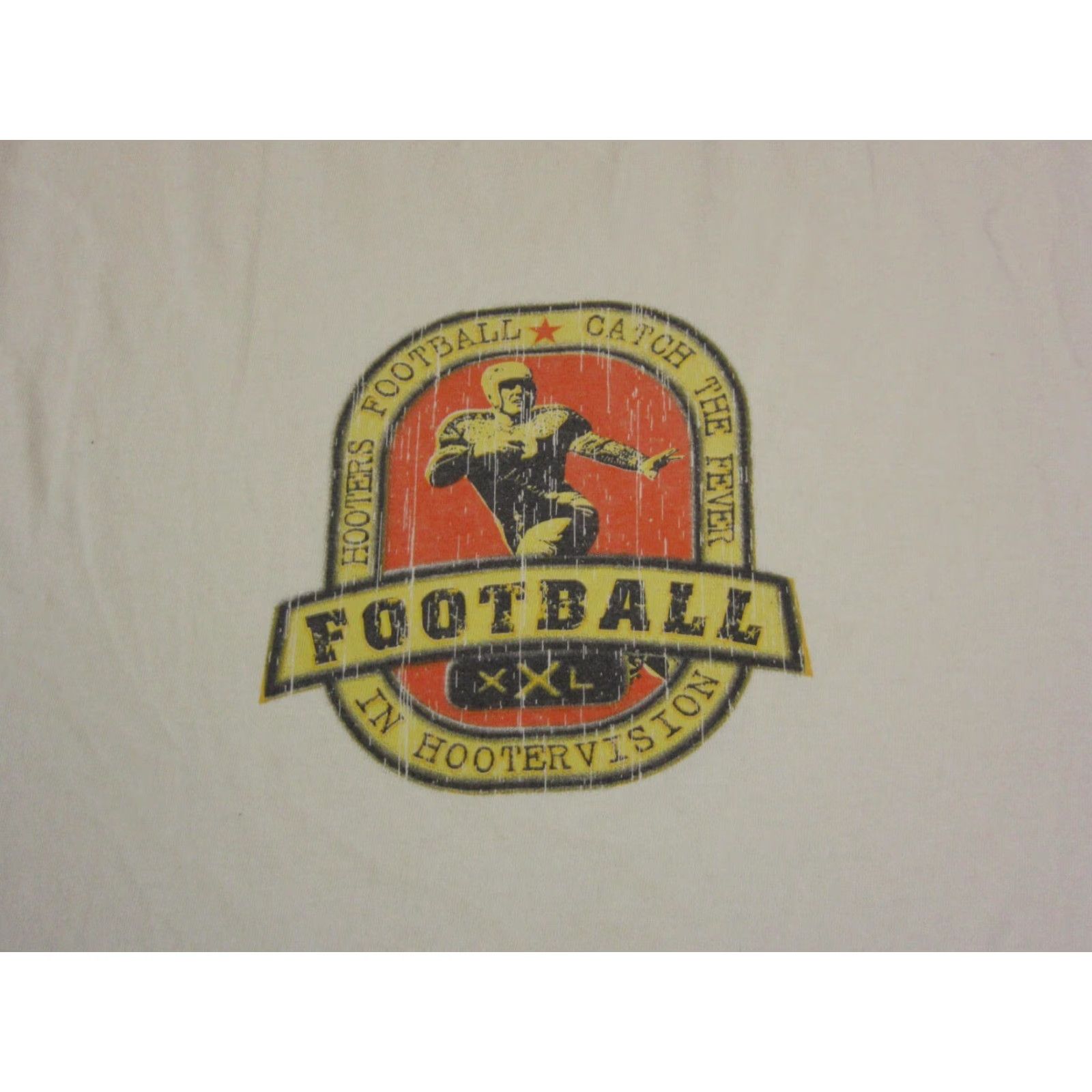 Delta VINTAGE Hooters Shirt Mens XL White Football Delta T-Shirt 90s Crew Neck Short Sleeve Jersey USA 90s Rose Size US XL / EU 56 / 4 - 2 Thumbnail