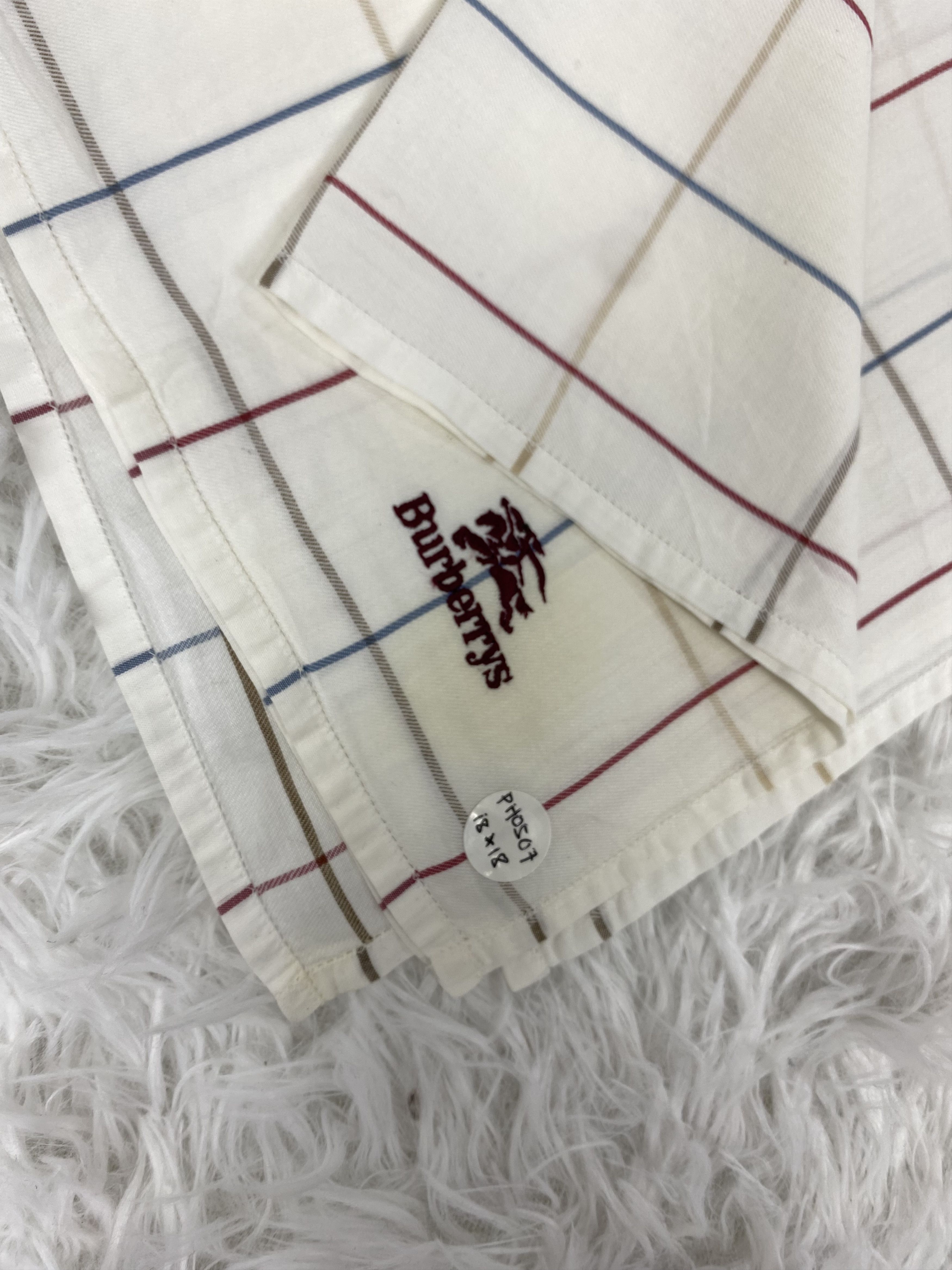 Burberry Vintage Burberry Handkerchief Neckerchief PH0507 Size ONE SIZE - 2 Thumbnail