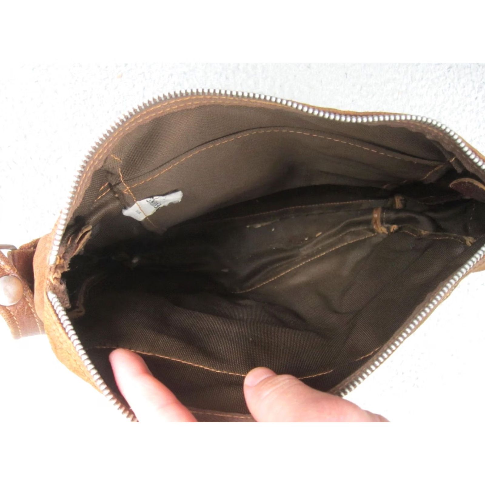 Vintage VINTAGE Womens Bag Brown Leather Crossbody Purse Messenger Satchel 60s 80s 90s Size ONE SIZE - 6 Thumbnail