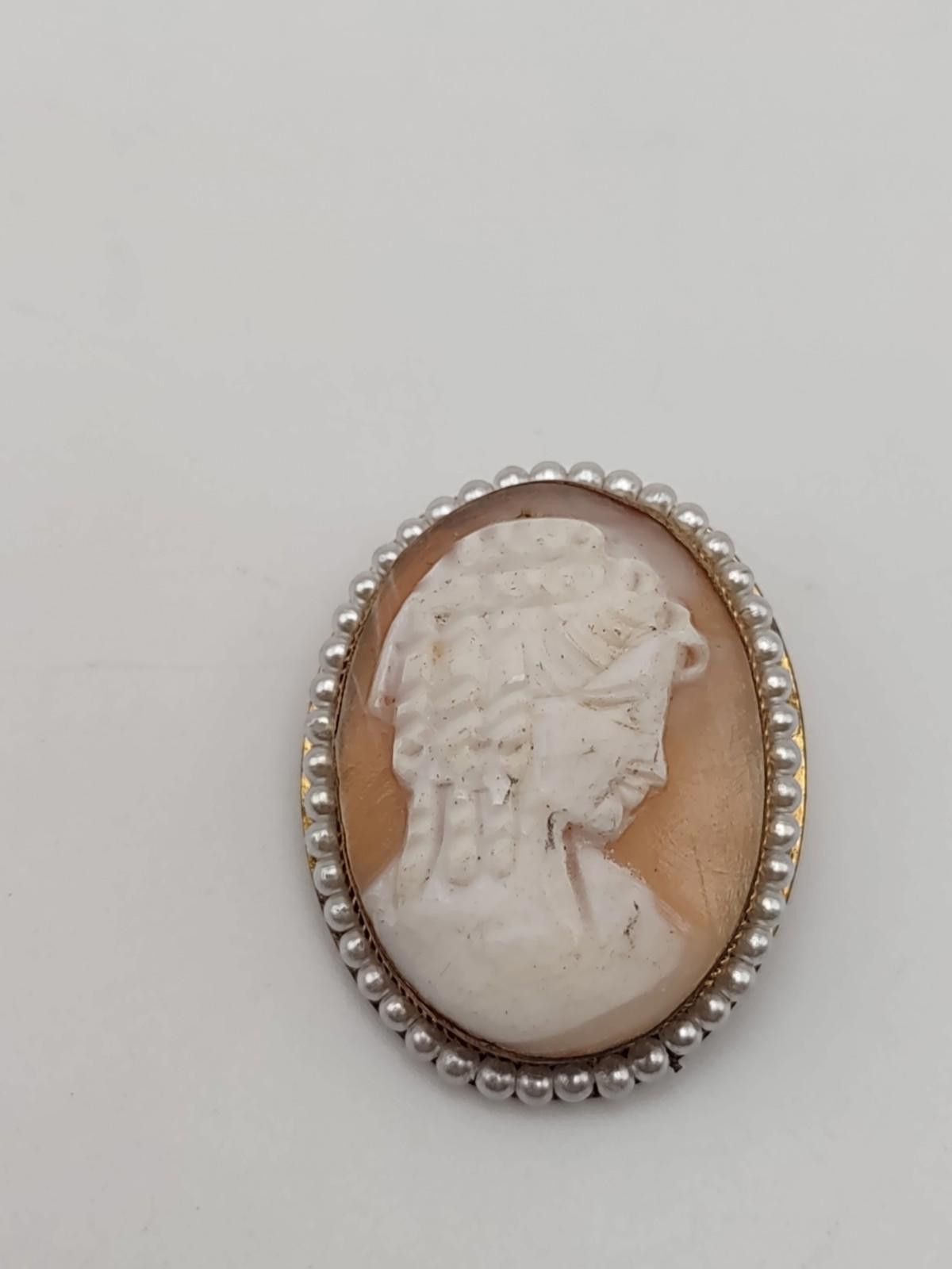 The Unbranded Brand Vtg Italian 800 Silver Shell Cameo Brooch Pendant Seed Pearl Size ONE SIZE - 1 Thumbnail