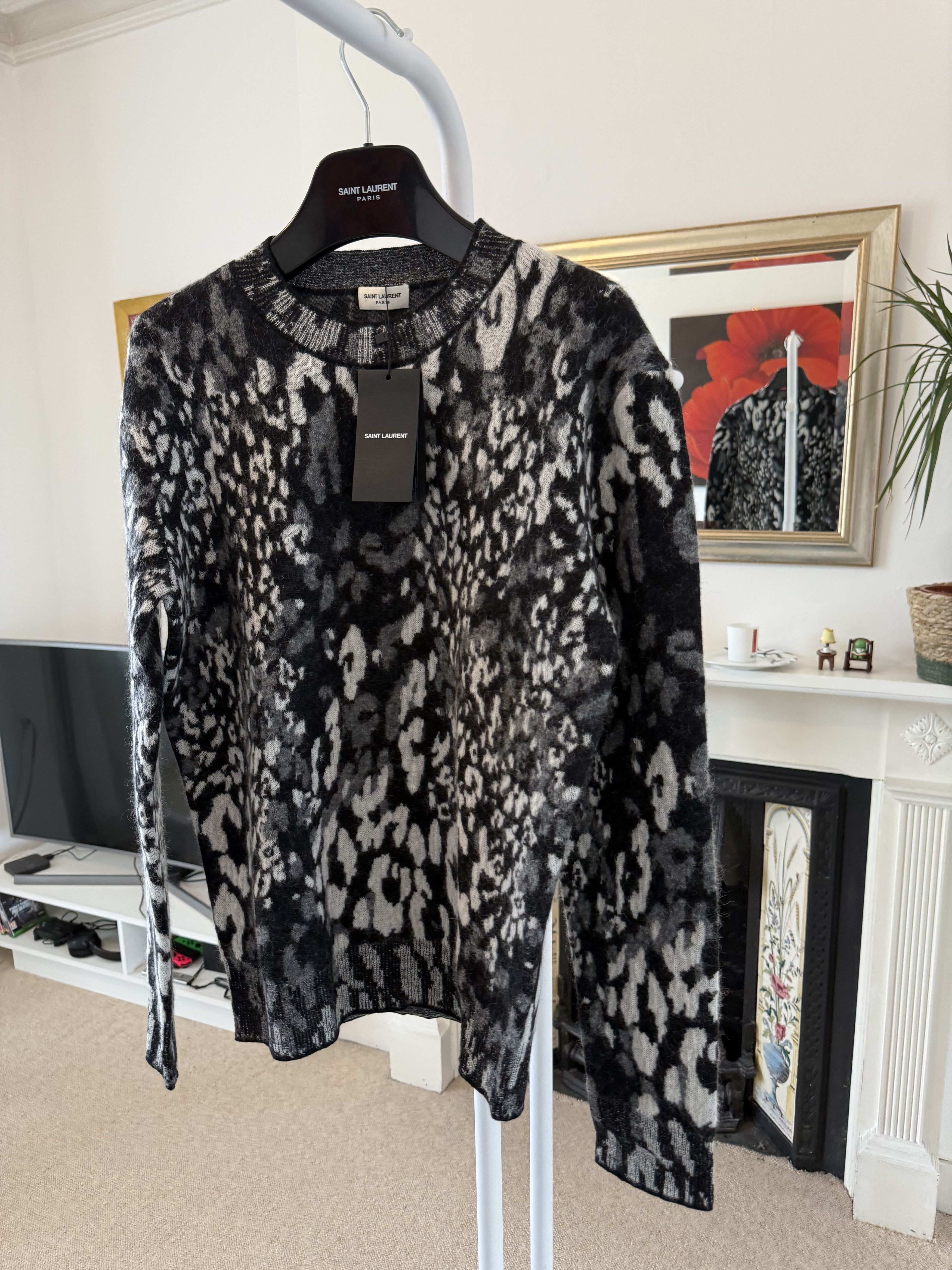 Saint Laurent Paris Saint Laurent wool leopard sweater Size US S / EU 44-46 / 1 - 8 Thumbnail