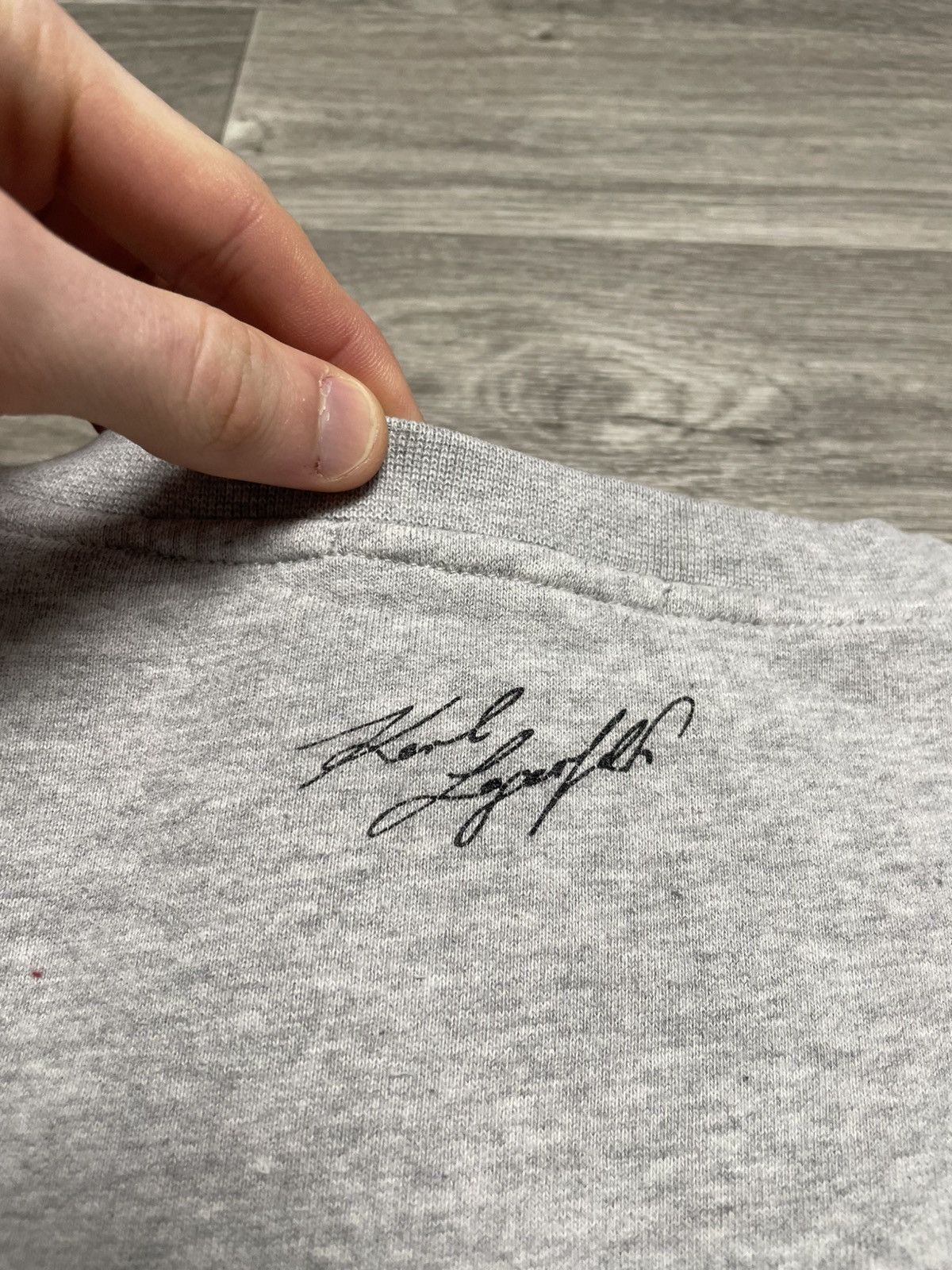 Karl Lagerfeld Karl Lagerfeld Velour Cat Logo Gray Sweatshirt Size L / US 10 / IT 46 - 16 Thumbnail