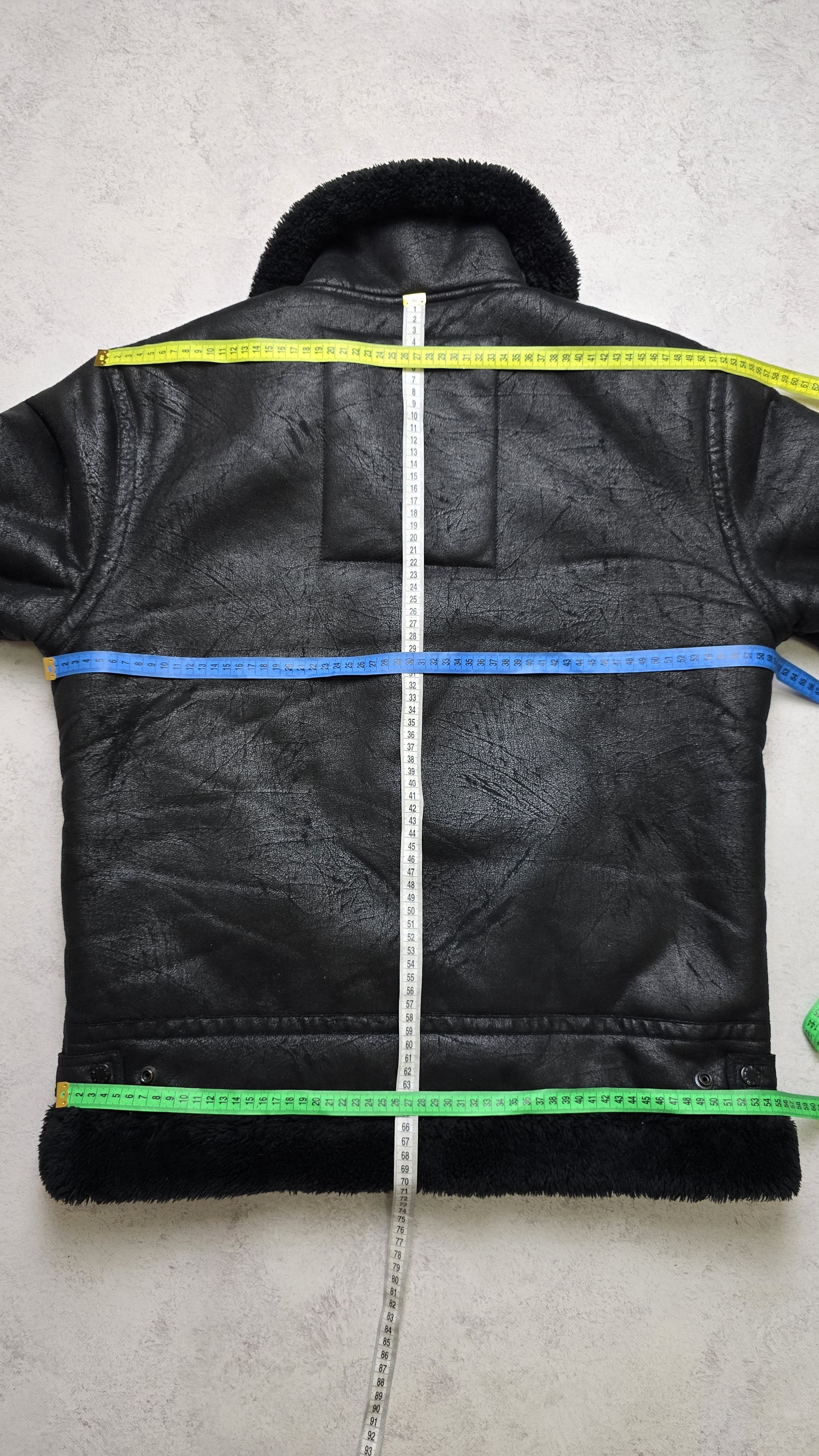 Alpha Industries Alpha Industries B3 Aviator Bomber Jacket Faux Shearling Size US L / EU 52-54 / 3 - 4 Thumbnail