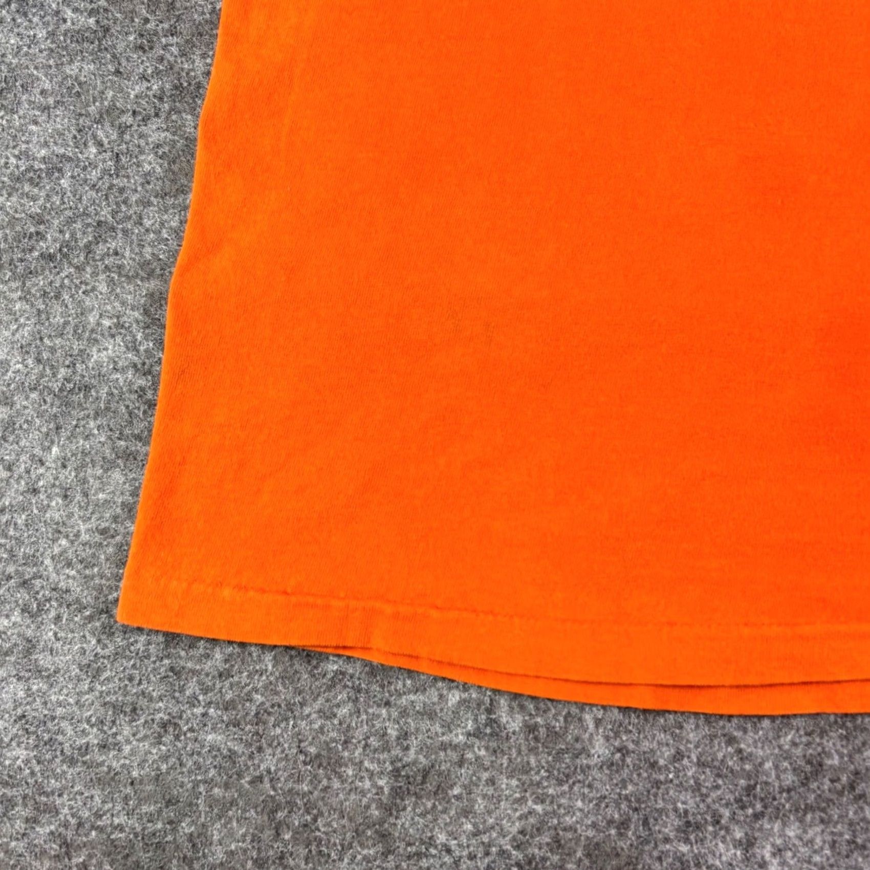 Harley Davidson VINTAGE Harley Davidson Orange Graphic T Shirt Joplin Missouri Cycle Connection M Mens Size US M / EU 48-50 / 2 - 7 Thumbnail