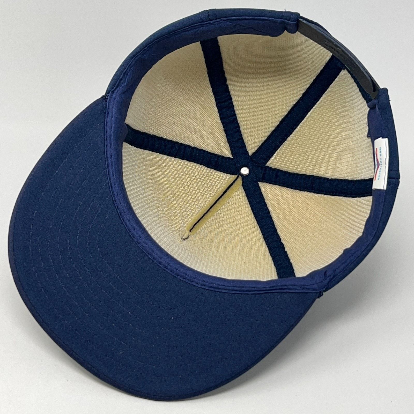 Vintage Vintage Rivers Inlet Resort Hat Baseball Cap Fishing Blue Size ONE SIZE - 4 Thumbnail