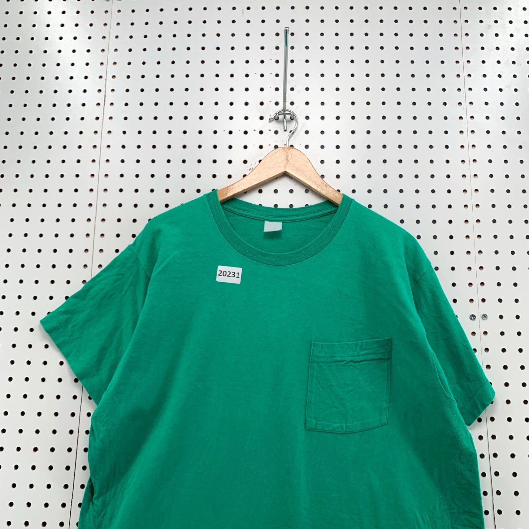Fruit Of The Loom VINTAGE Green Mens XL Short Sleeve Pocket Shirt 90s Fruit of the Loom T-Shirt Size US XL / EU 56 / 4 - 2 Thumbnail