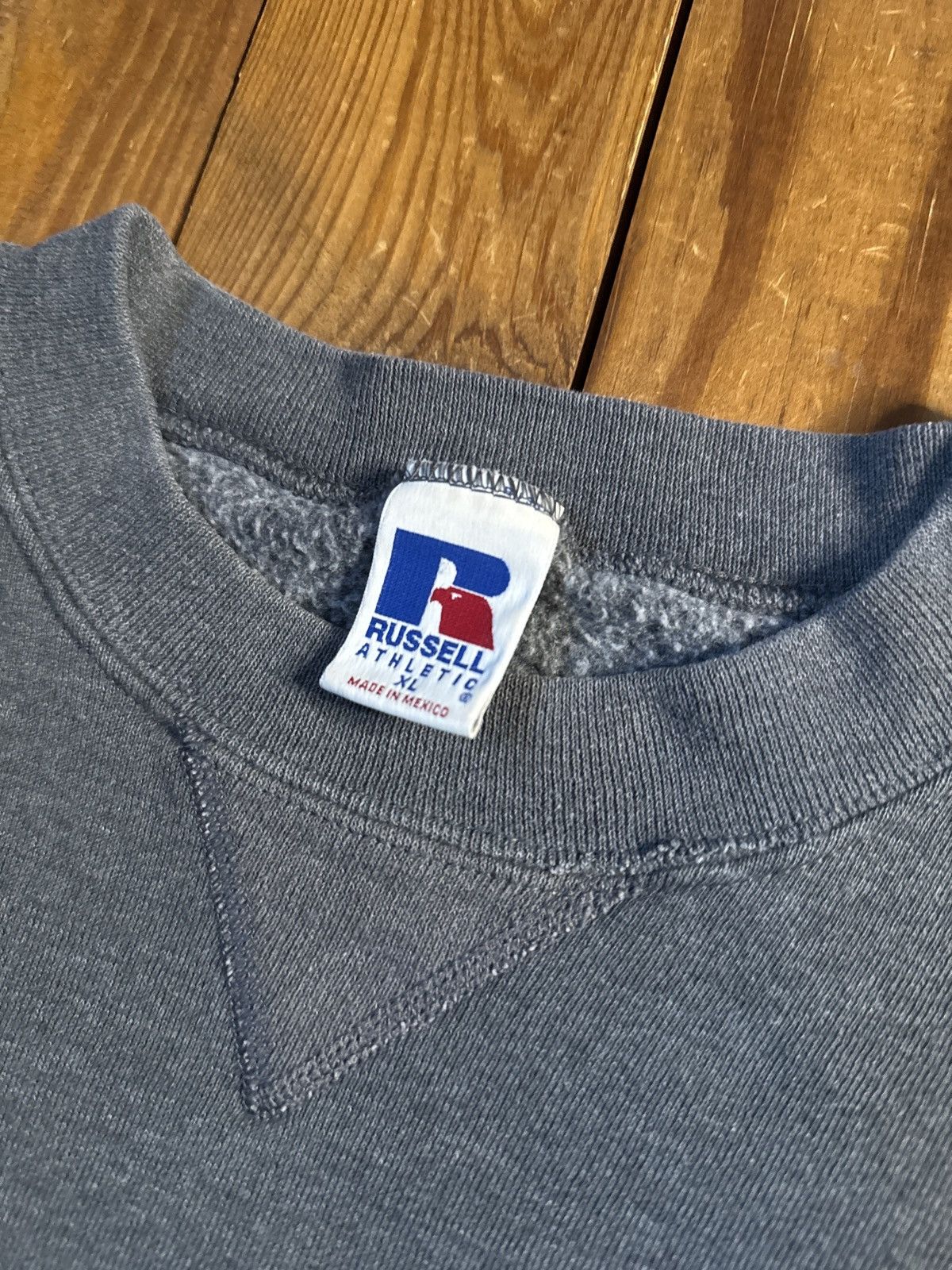 Russell Athletic Vintage 90s Russell Athletic Faded Grey Crewneck Sweatshirt Size US XL / EU 56 / 4 - 2 Thumbnail