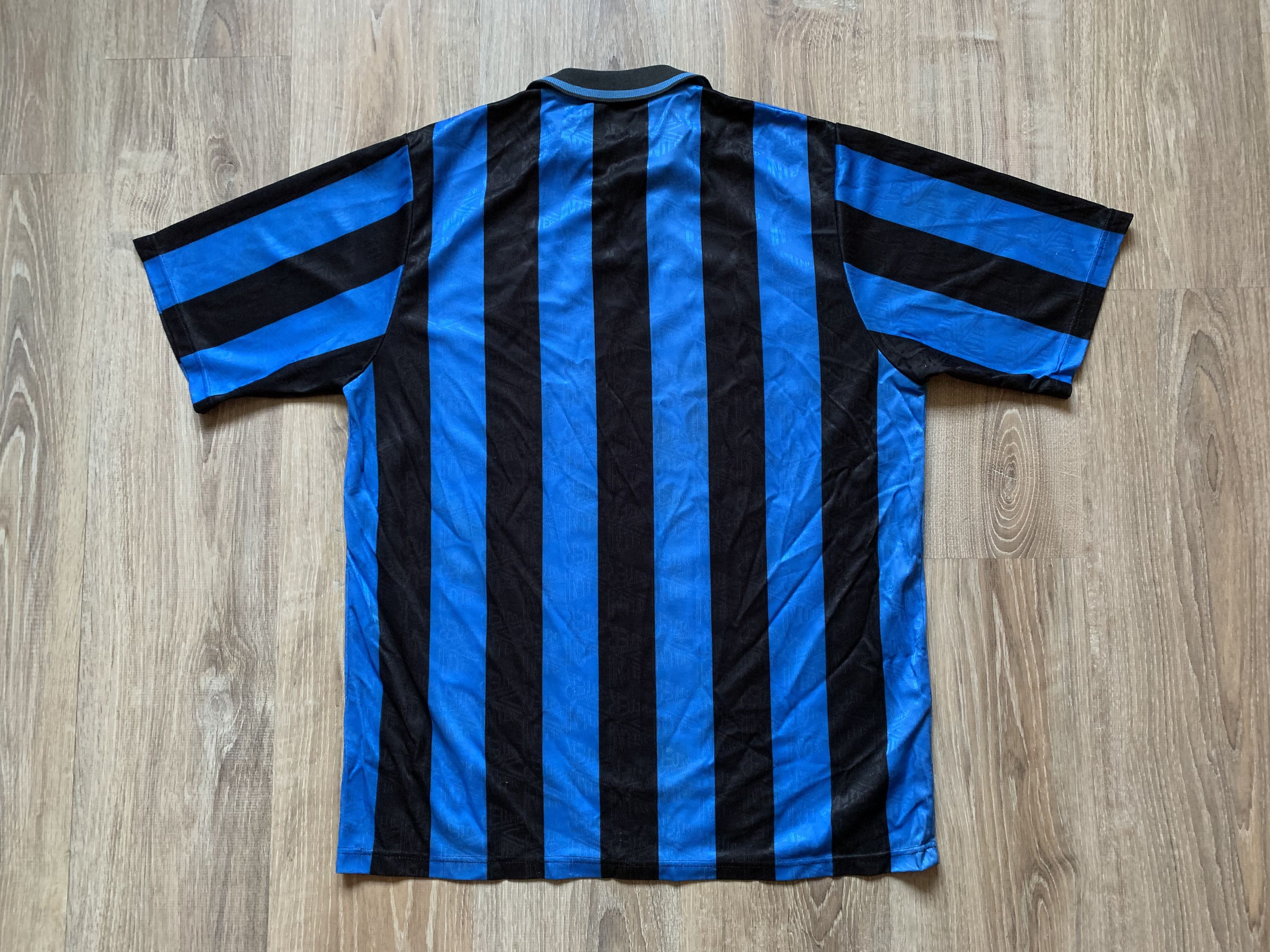 Umbro Rare Umbro Inter Milan Football Shirt 1991-1992 Size US L / EU 52-54 / 3 - 2 Thumbnail