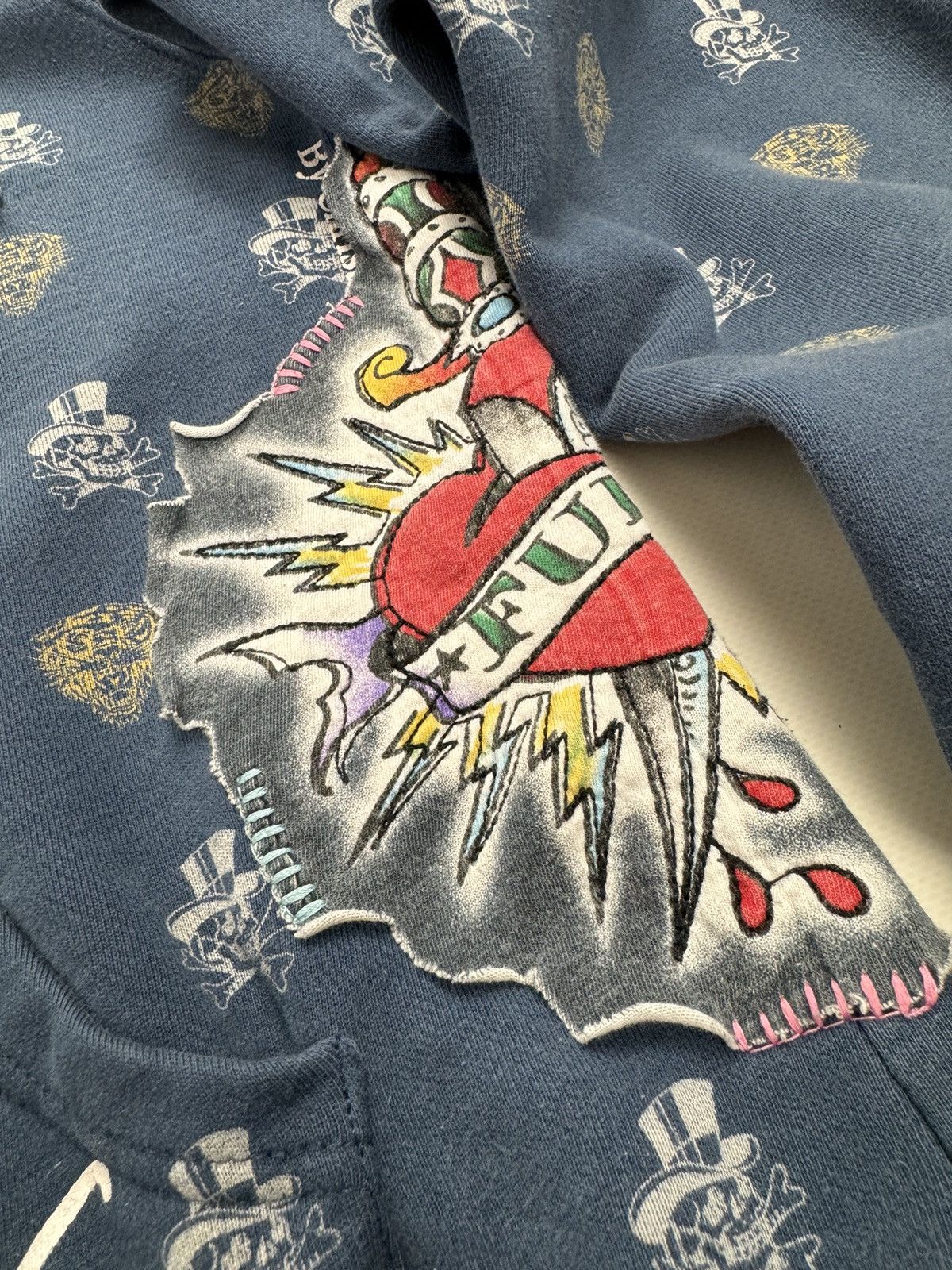 Ed Hardy Vintage Y2K Ed Hardy Monogram Patch Graphic Multilogo Hoodie Size US L / EU 52-54 / 3 - 9 Thumbnail